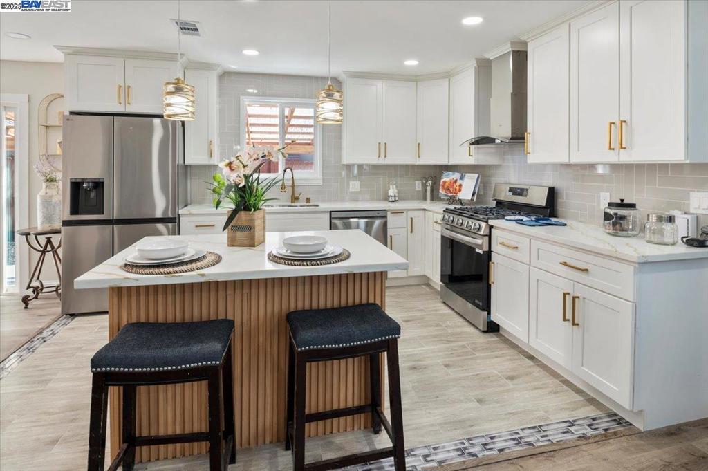 Livermore, California, 94551, United States, 3 Bedrooms Bedrooms, ,2 BathroomsBathrooms,Residential,For Sale,1974358