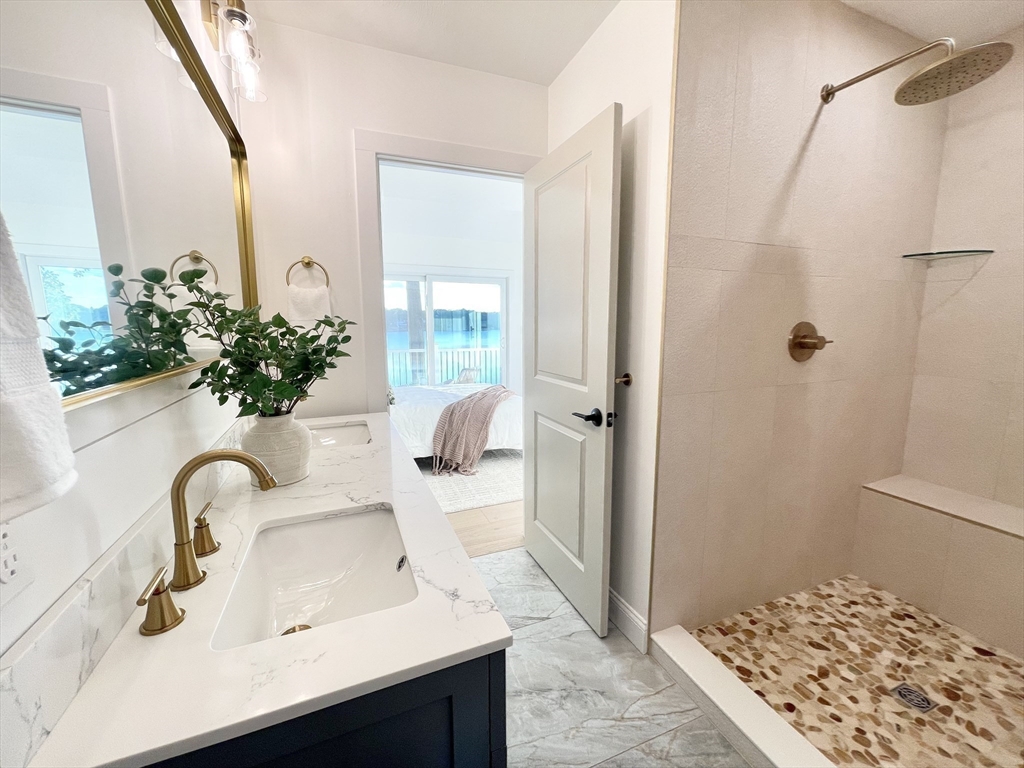 Bellingham, Massachusetts, 02019, United States, 4 Bedrooms Bedrooms, ,4 BathroomsBathrooms,Residential,For Sale,1927389