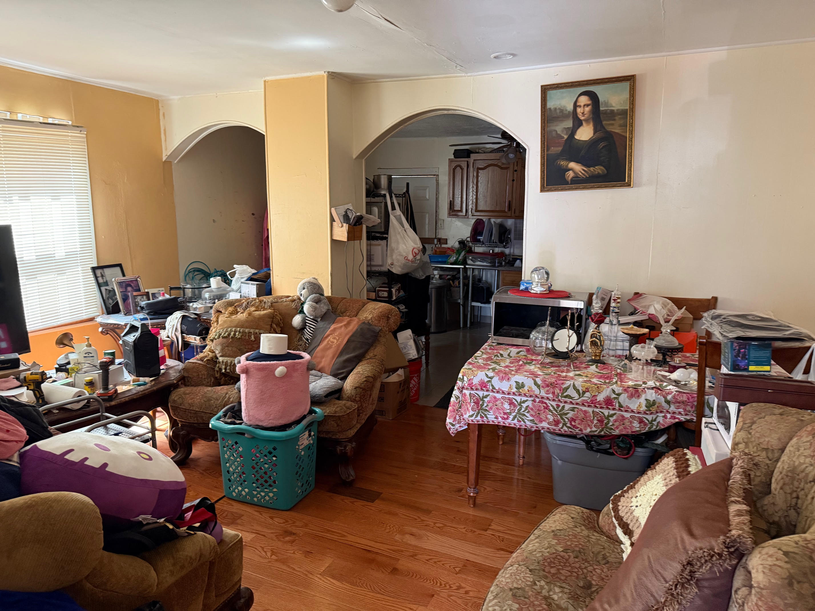 Bridgeport, Connecticut, 06608, United States, 6 Bedrooms Bedrooms, ,3 BathroomsBathrooms,Residential,For Sale,1936865