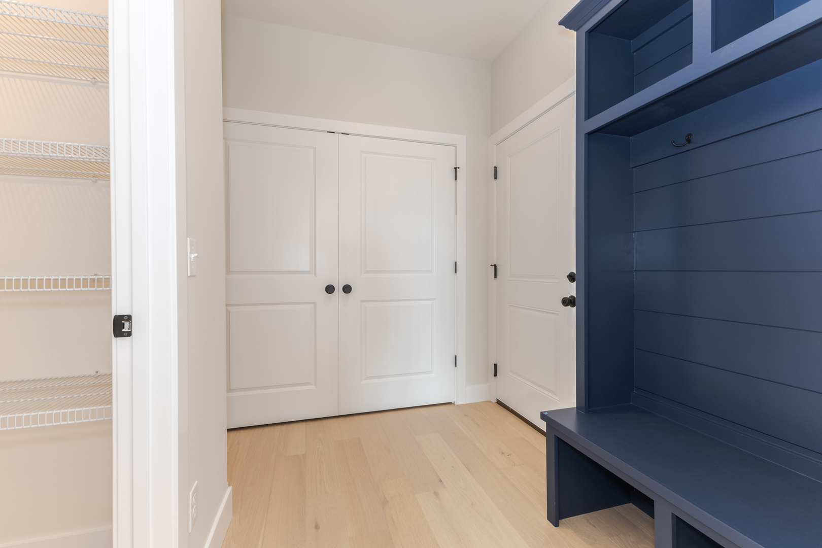 Bloomington, Illinois, 61705, United States, 4 Bedrooms Bedrooms, ,4 BathroomsBathrooms,Residential,For Sale,1957055