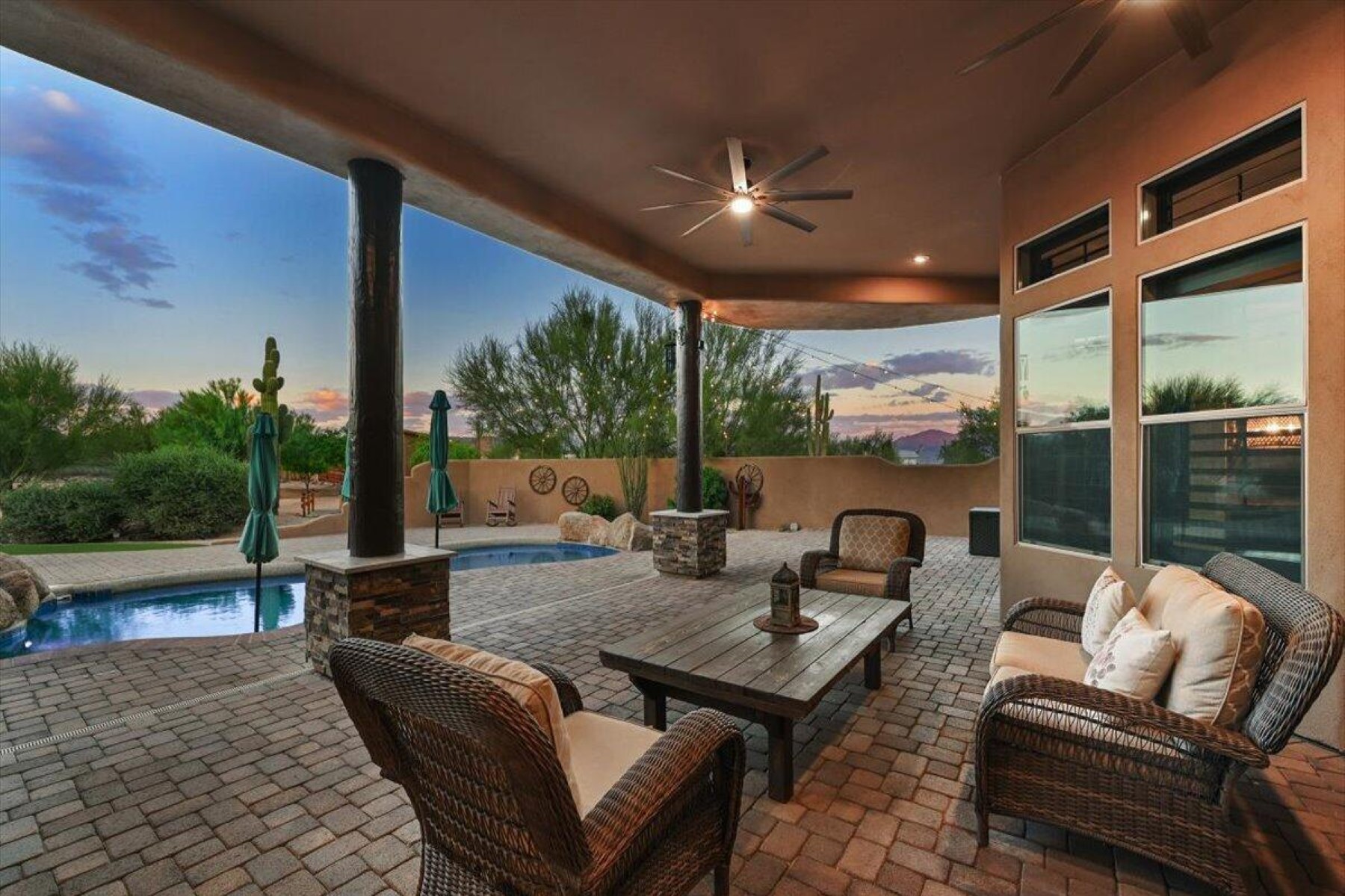 16348 E Calle de los Flores Dr  Scottsdale, AZ - 物件實景