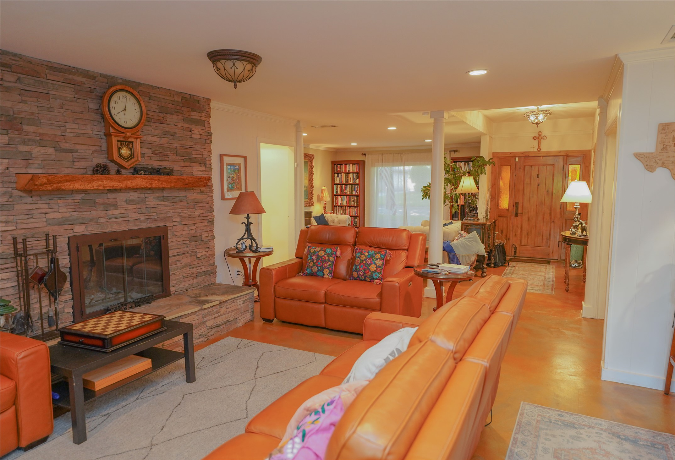 Fort Worth, Texas, 76116, United States, 4 Bedrooms Bedrooms, ,3 BathroomsBathrooms,Residential,For Sale,1901909