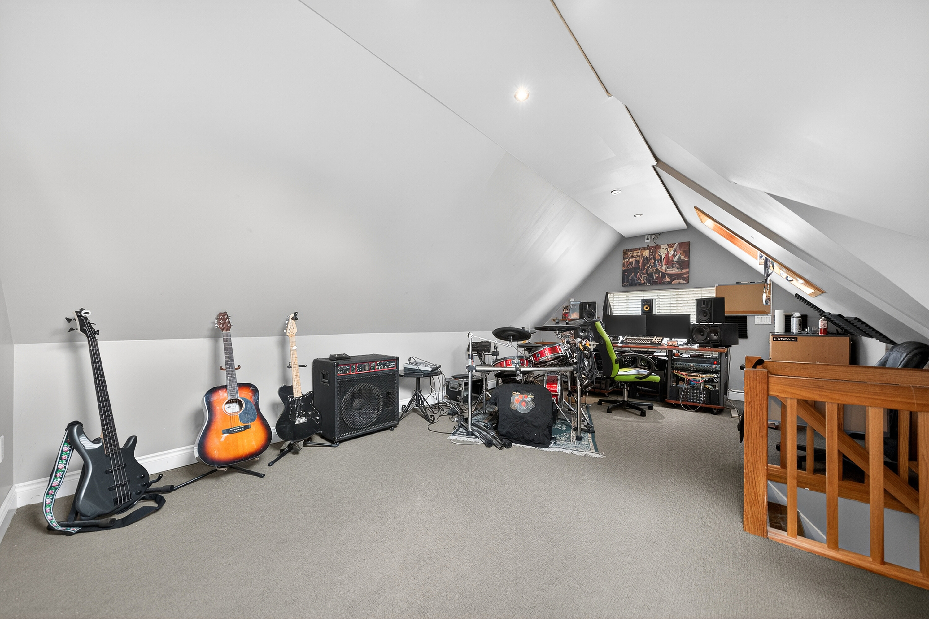  Charming Kitchener Home - 物件實景