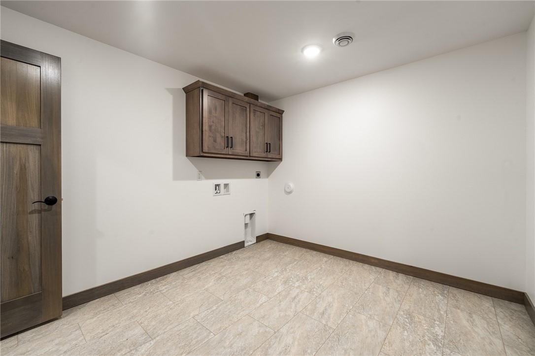 Bloomer, Wisconsin, 54724, United States, 3 Bedrooms Bedrooms, ,3 BathroomsBathrooms,Residential,For Sale,1751158
