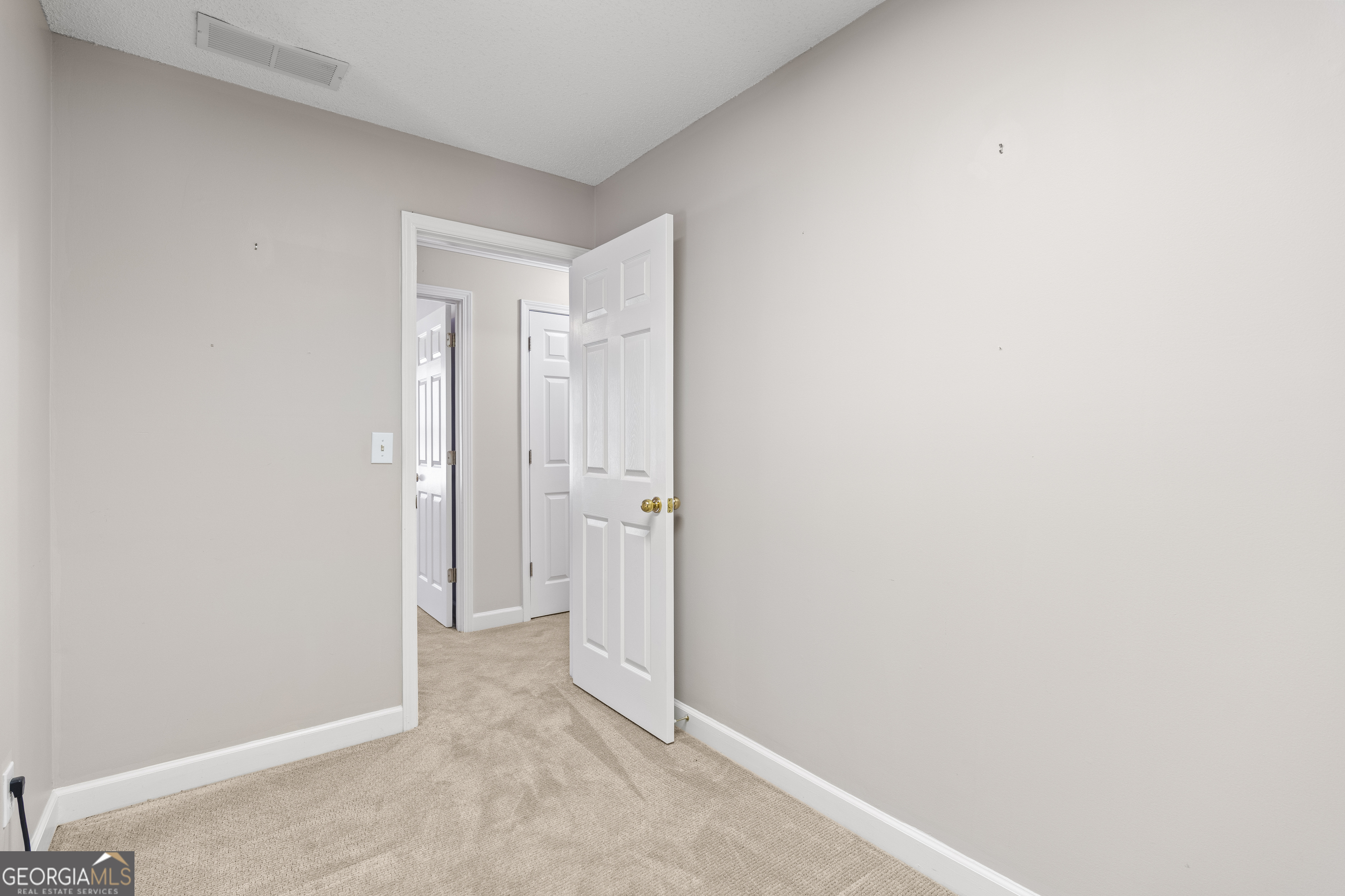 Sharpsburg, Georgia, 30277, United States, 3 Bedrooms Bedrooms, ,3 BathroomsBathrooms,Residential,For Sale,1955891