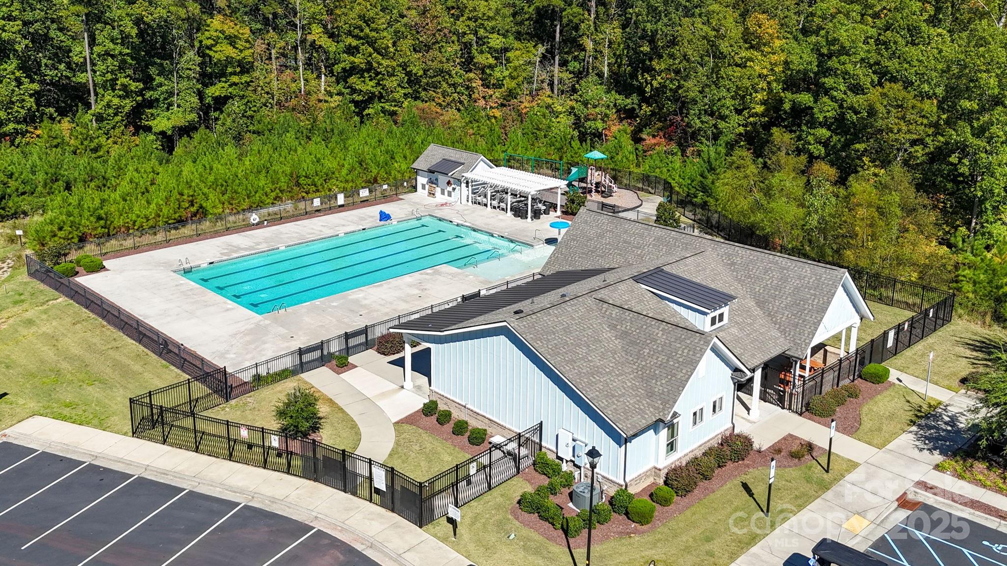 Clover, South Carolina, 29710, United States, 3 Bedrooms Bedrooms, ,2 BathroomsBathrooms,Residential,For Sale,1965516