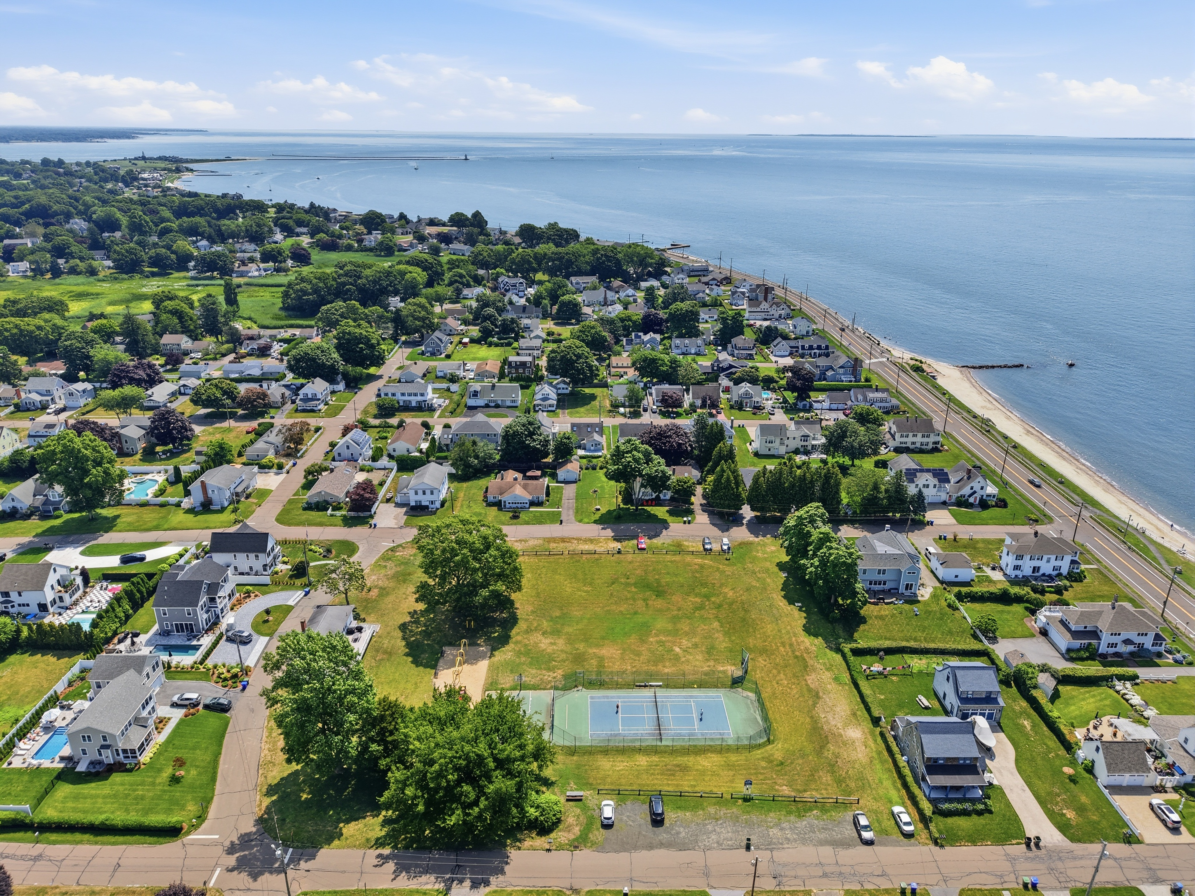  Lovely Updated Cape in Knollwood Beach Community - 物件實景