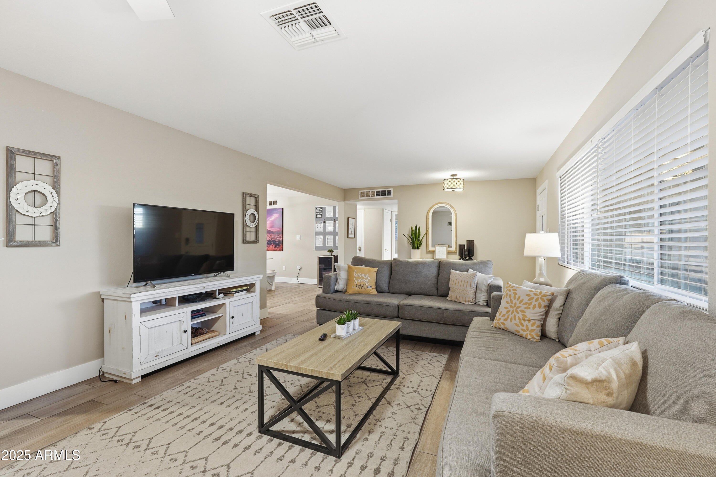 Scottsdale, Arizona, 85257, United States, 3 Bedrooms Bedrooms, ,2 BathroomsBathrooms,Residential,For Sale,2001826