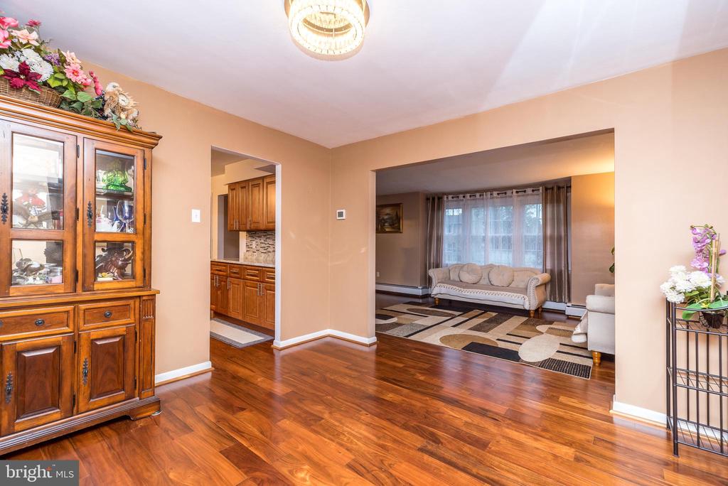 Lansdale, Pennsylvania, 19446, United States, 3 Bedrooms Bedrooms, ,3 BathroomsBathrooms,Residential,For Sale,1919962