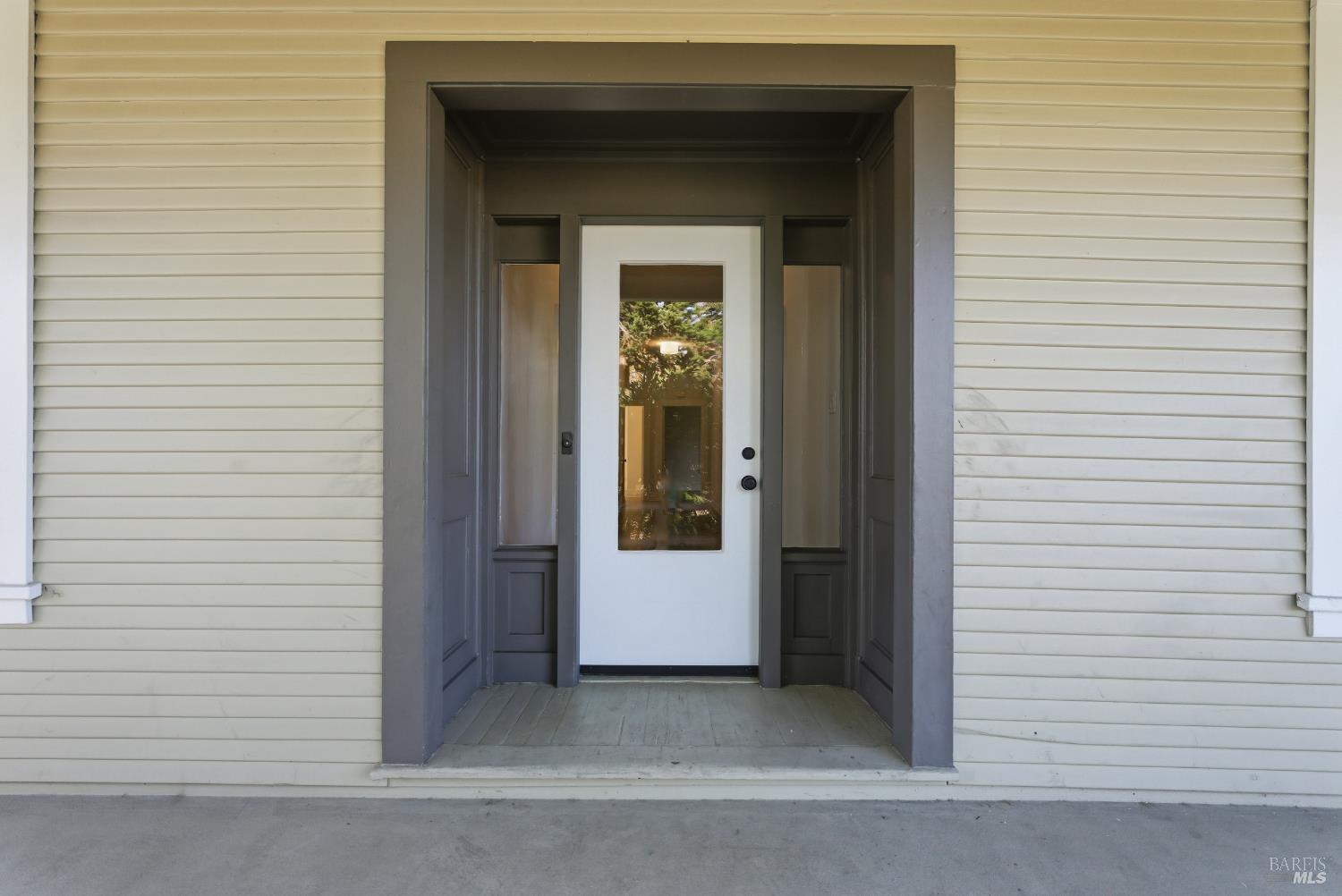 Corte Madera, California, 94925, United States, 6 Bedrooms Bedrooms, ,3 BathroomsBathrooms,Residential,For Sale,1986479