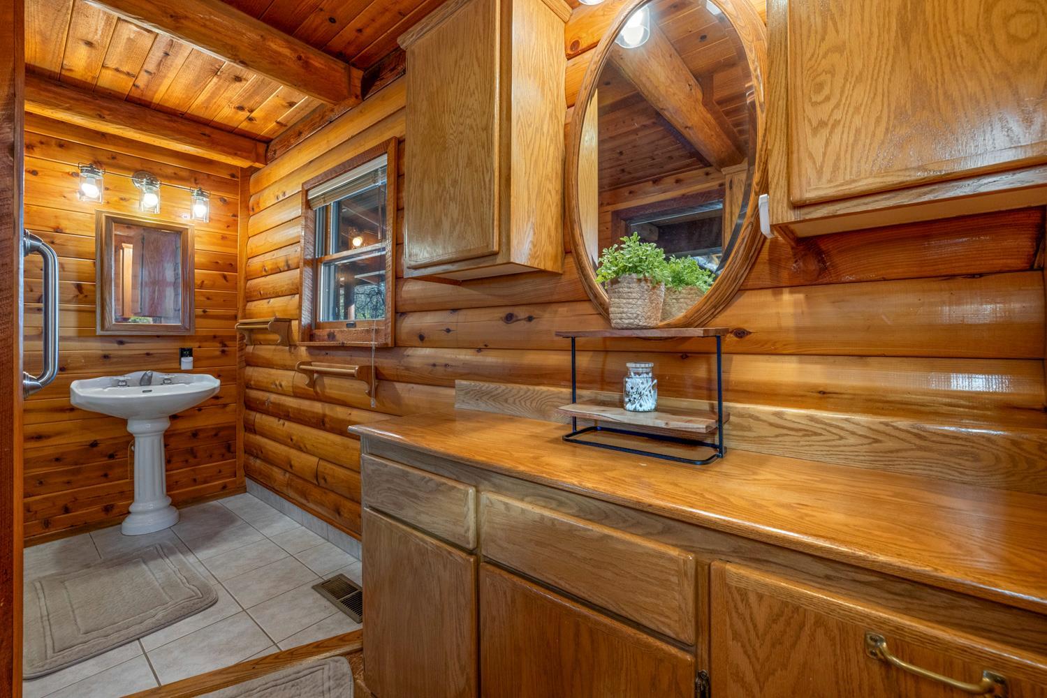 La Grange, California, 95329, United States, 2 Bedrooms Bedrooms, ,3 BathroomsBathrooms,Residential,For Sale,2009074