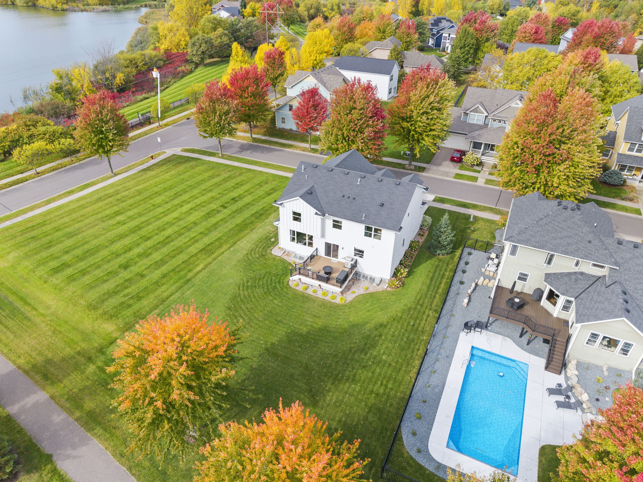  Contemporary Farmhouse Charm in Coveted Towne Lakes - 物件實景