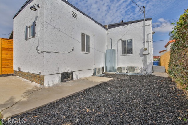 Los Angeles, California, 90047, United States, 3 Bedrooms Bedrooms, ,2 BathroomsBathrooms,Residential,For Sale,2002518