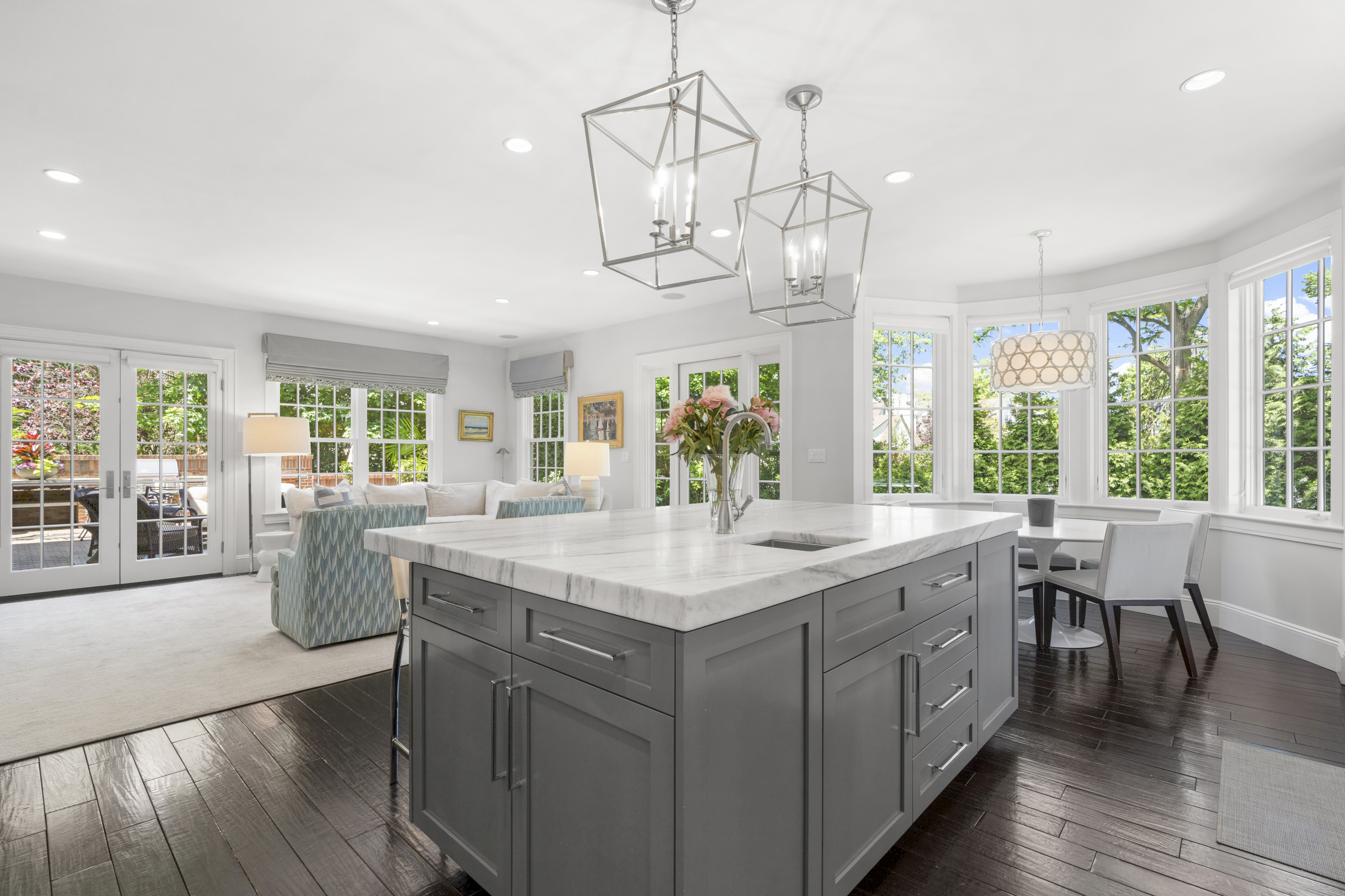  Distinquished Larchmont Manor Brick Colonial - 物件實景