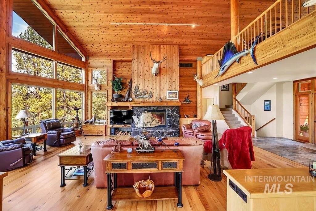 New Meadows, Idaho, 83654, United States, 3 Bedrooms Bedrooms, ,3 BathroomsBathrooms,Residential,For Sale,1976382