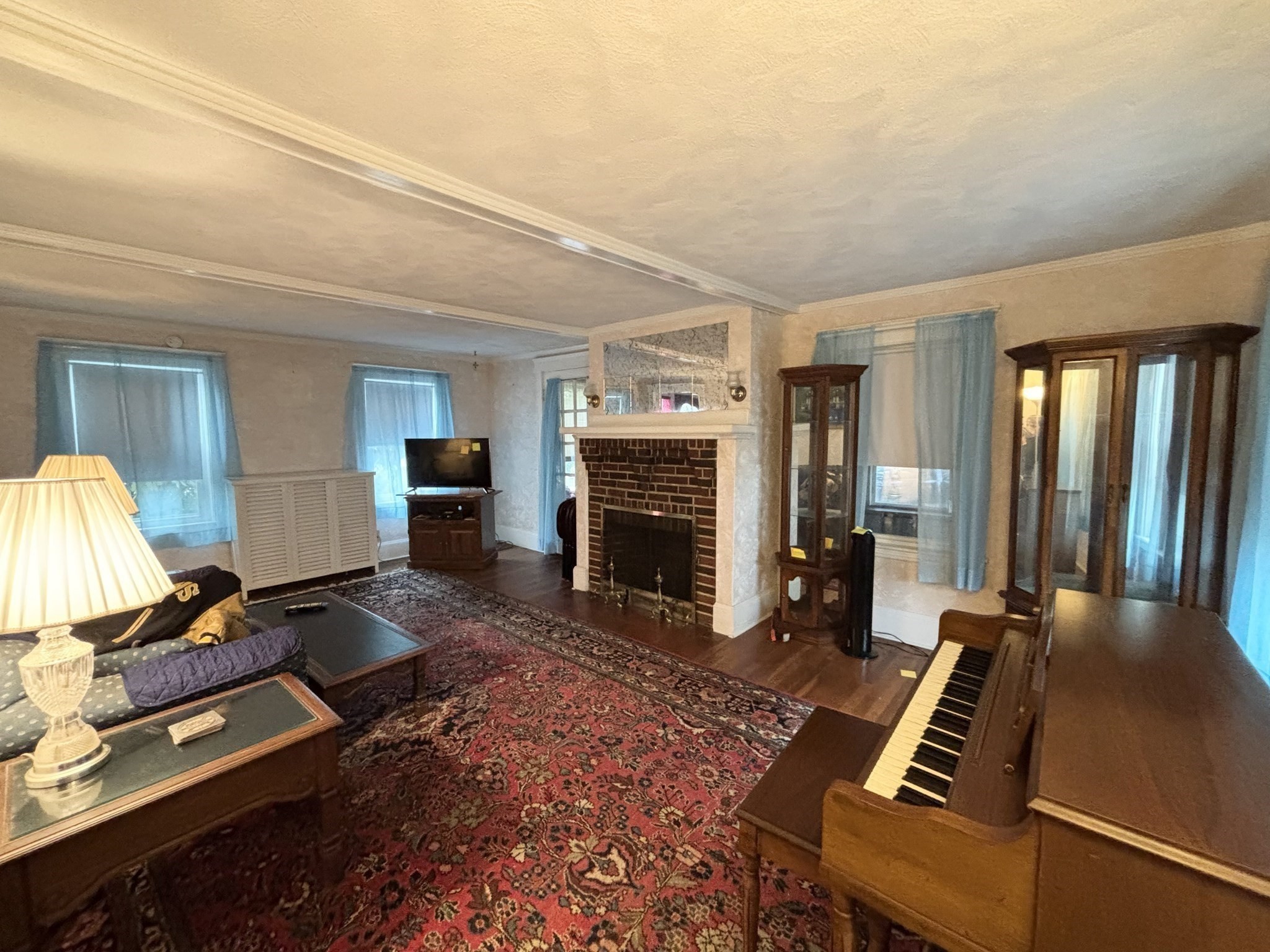 Boston, Massachusetts, 02124, United States, 4 Bedrooms Bedrooms, ,1 BathroomBathrooms,Residential,For Sale,1973789