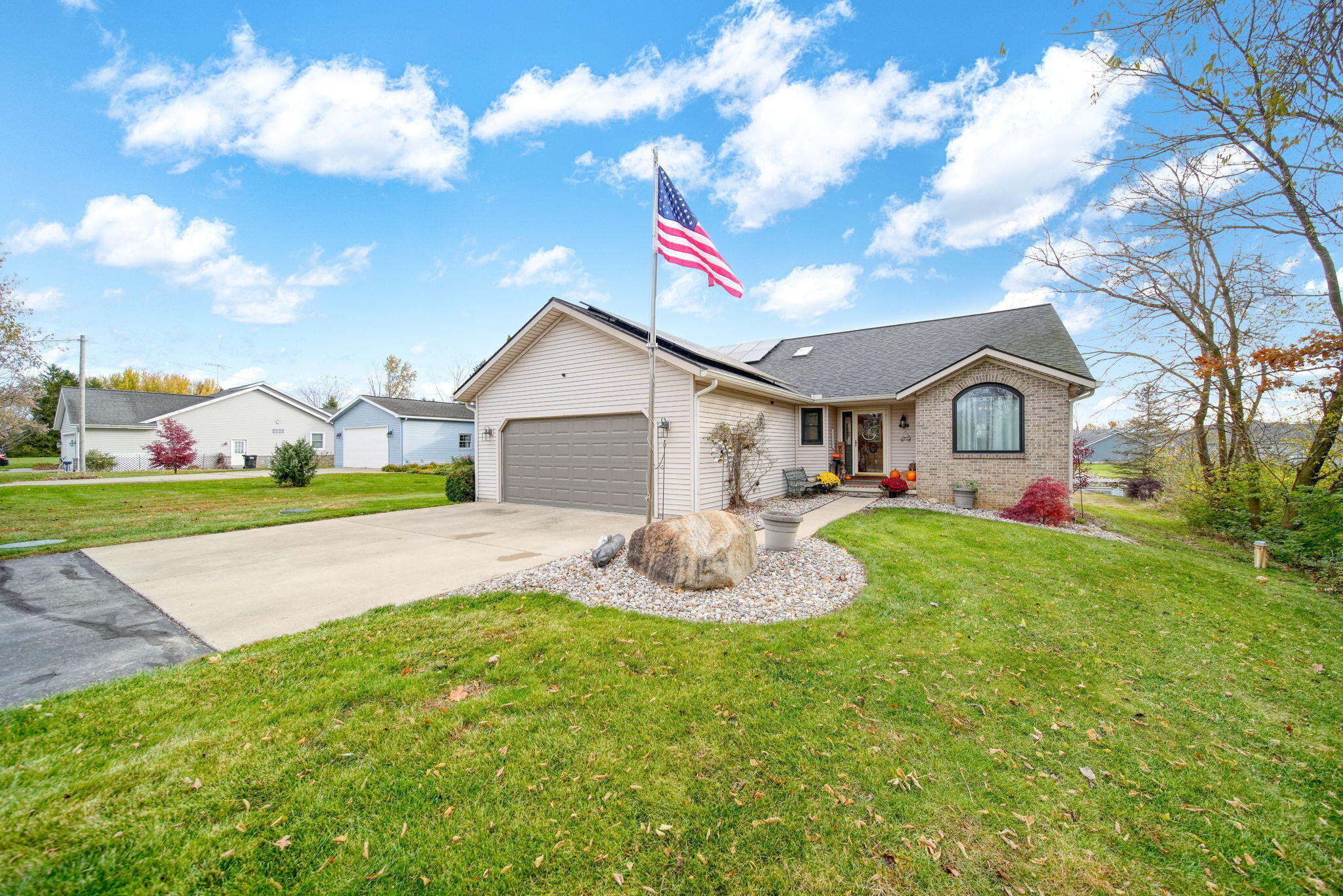 Onsted, Michigan, 49265, United States, 3 Bedrooms Bedrooms, ,3 BathroomsBathrooms,Residential,For Sale,1984603