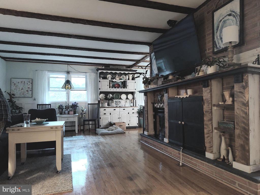 Bayville, New Jersey, 08721, United States, 4 Bedrooms Bedrooms, ,2 BathroomsBathrooms,Residential,For Sale,1840981