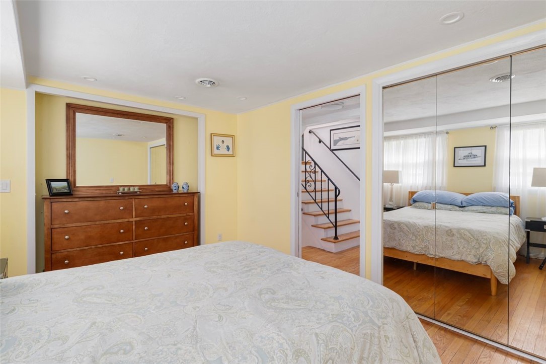 Warwick, Rhode Island, 02886, United States, 4 Bedrooms Bedrooms, ,2 BathroomsBathrooms,Residential,For Sale,1918180