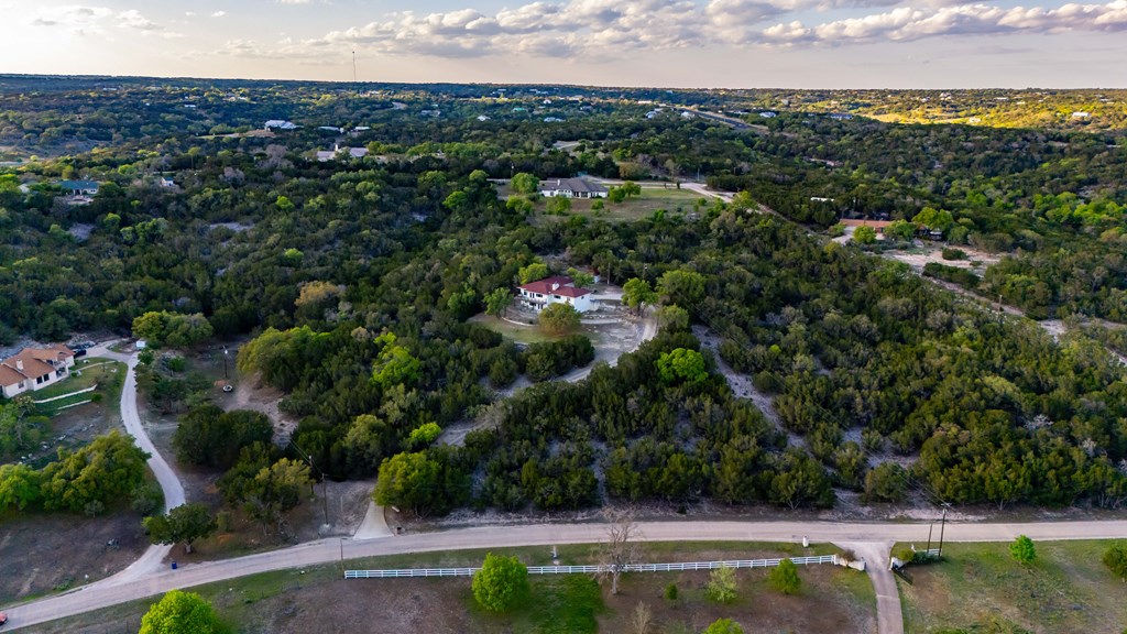 Kerrville, Texas, 78028, United States, 4 Bedrooms Bedrooms, ,4 BathroomsBathrooms,Residential,For Sale,1921517