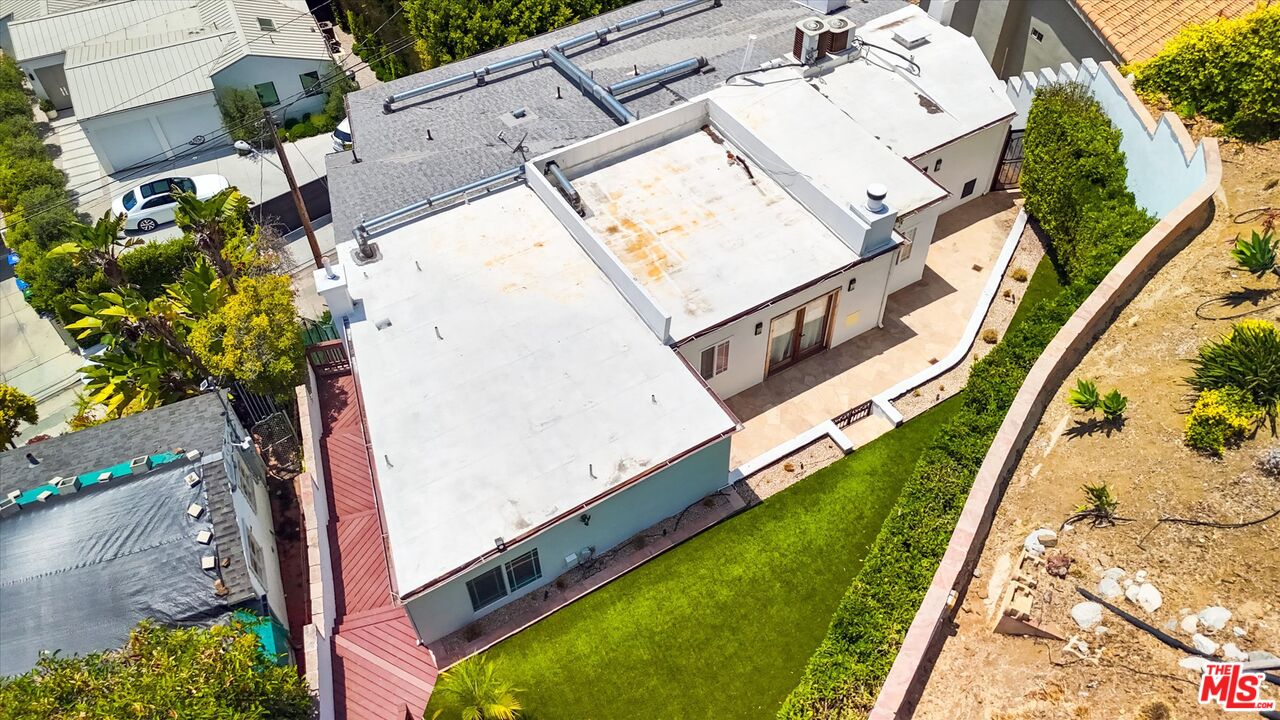 Beverly Hills, California, 90210, United States, 8 Bedrooms Bedrooms, ,3 BathroomsBathrooms,Residential,For Sale,1916732