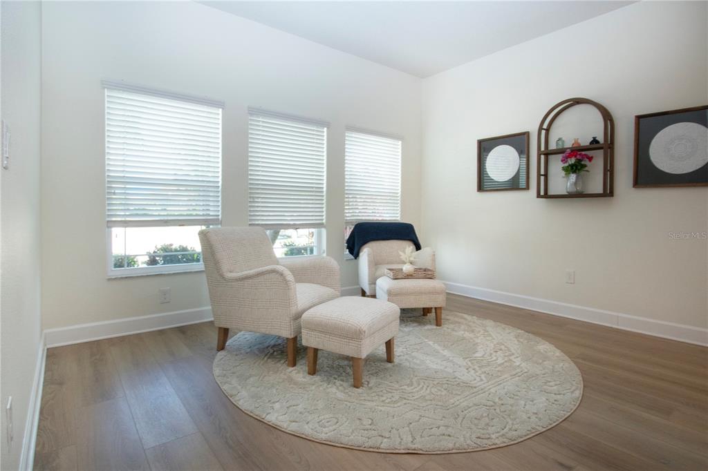 Bradenton, Florida, 34212, United States, 4 Bedrooms Bedrooms, ,3 BathroomsBathrooms,Residential,For Sale,1829585