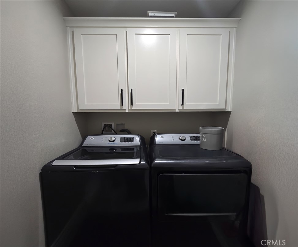 Apple Valley, California, 92308, United States, 4 Bedrooms Bedrooms, ,3 BathroomsBathrooms,Residential,For Sale,2000877