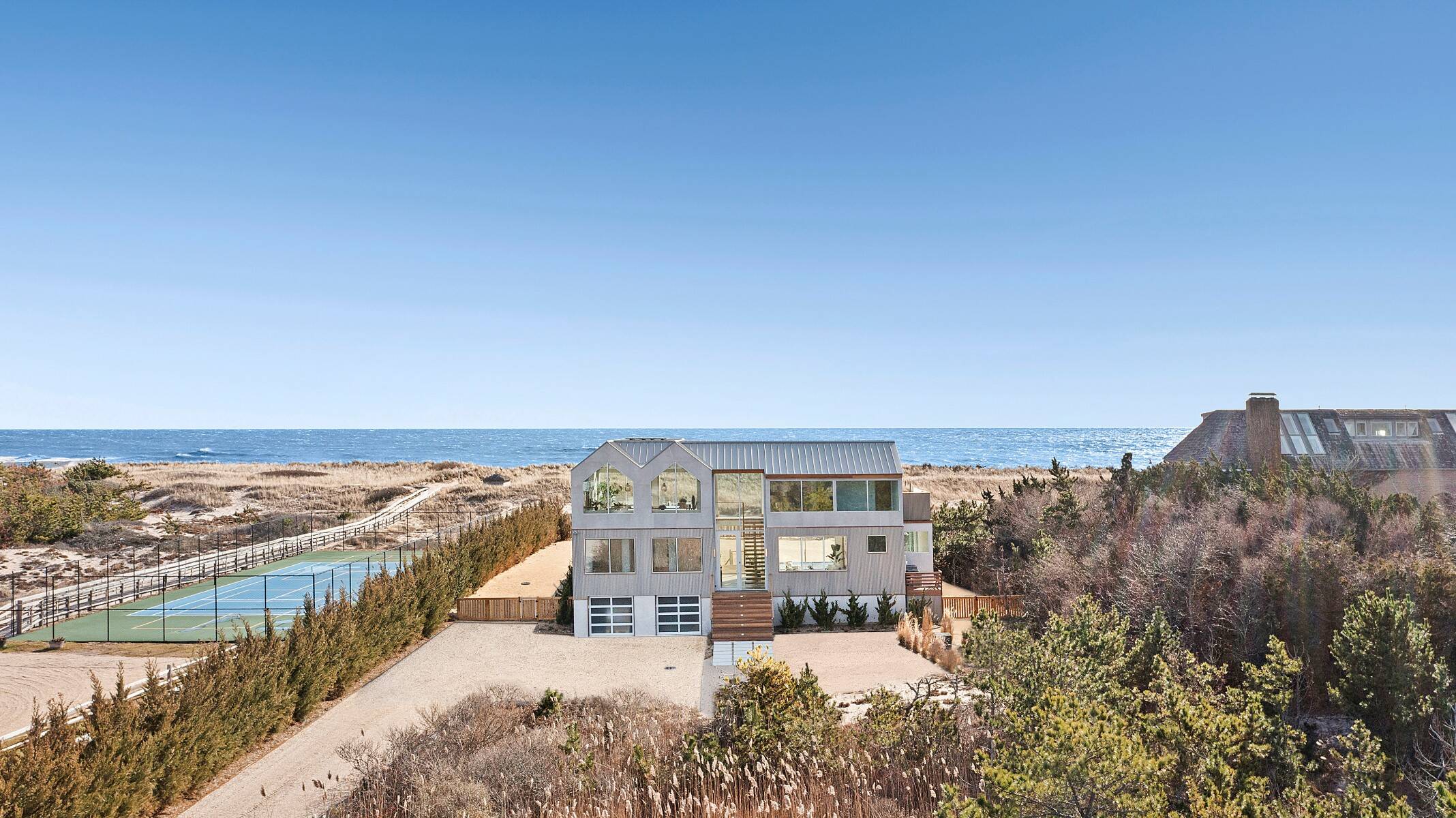  BRAND NEW MODERN OCEANFRONT w/ POOL on 2.6 ACRES IN AMAGANSETT - 物件實景