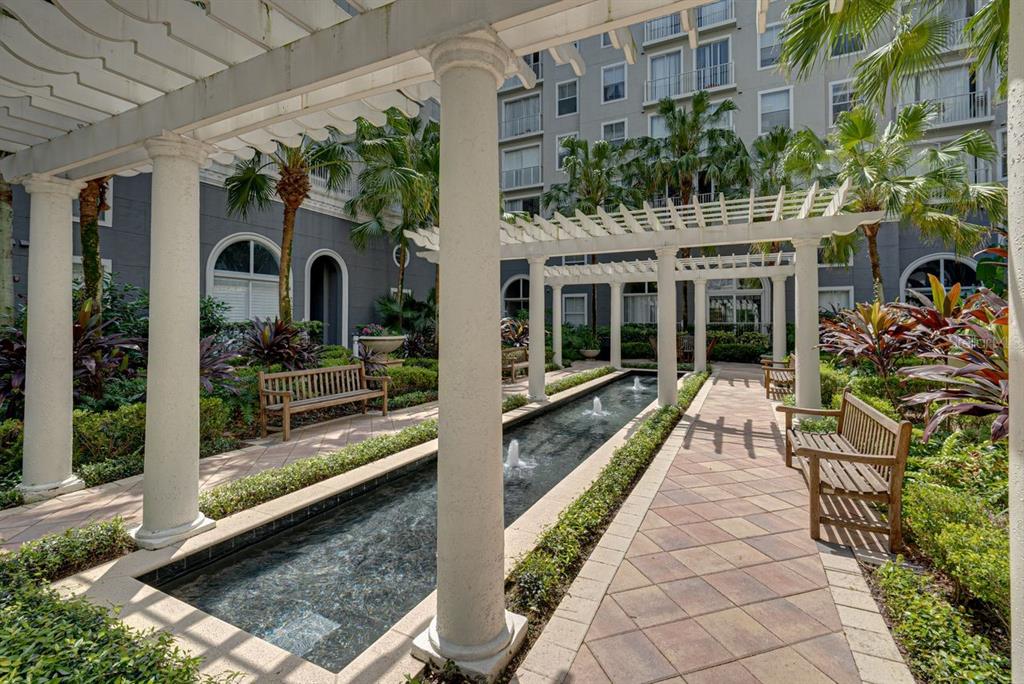 Tampa, Florida, 33602, United States, 2 Bedrooms Bedrooms, ,2 BathroomsBathrooms,Residential,For Sale,1745994