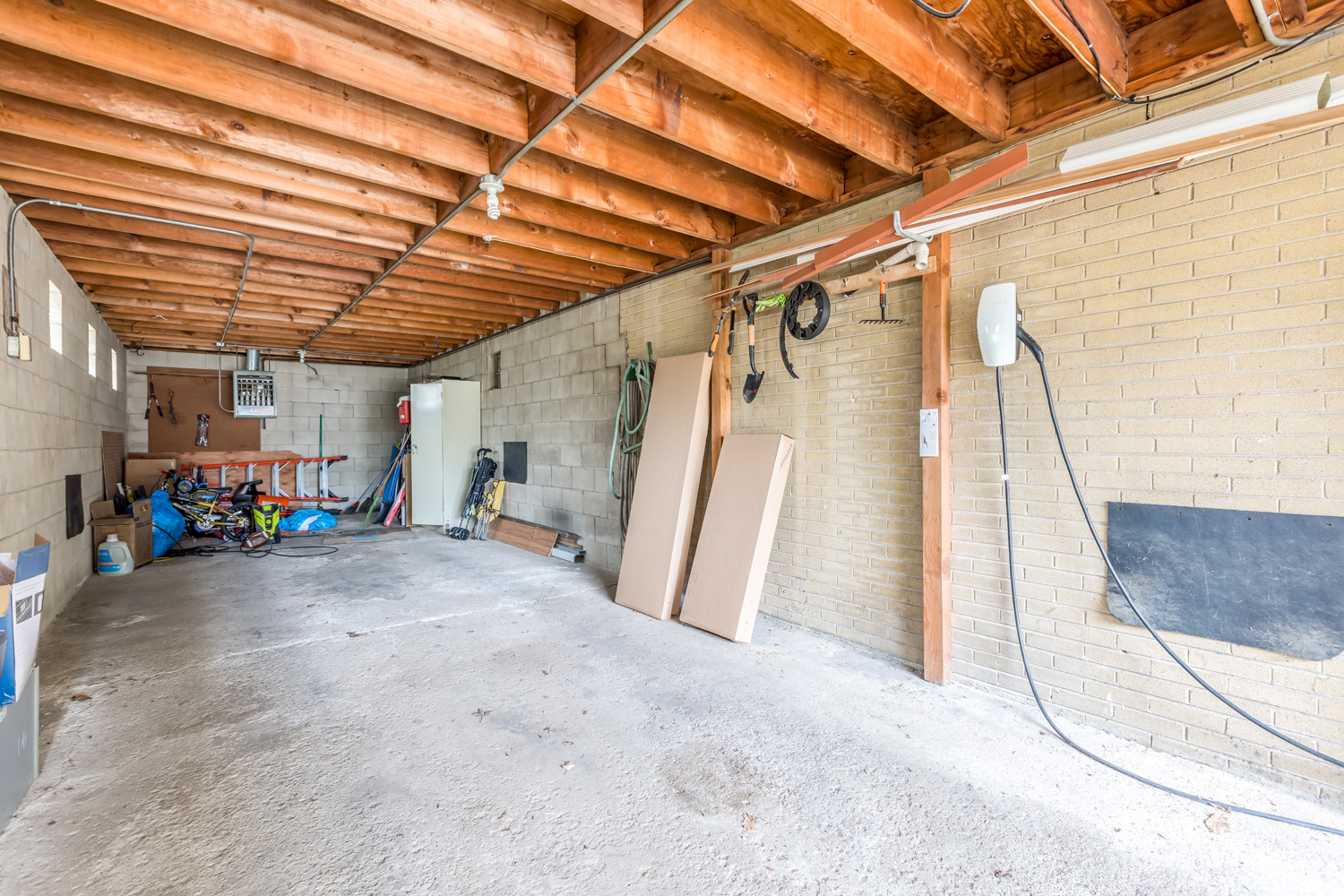 Morton Grove, Illinois, 60053, United States, 5 Bedrooms Bedrooms, ,3 BathroomsBathrooms,Residential,For Sale,1928760