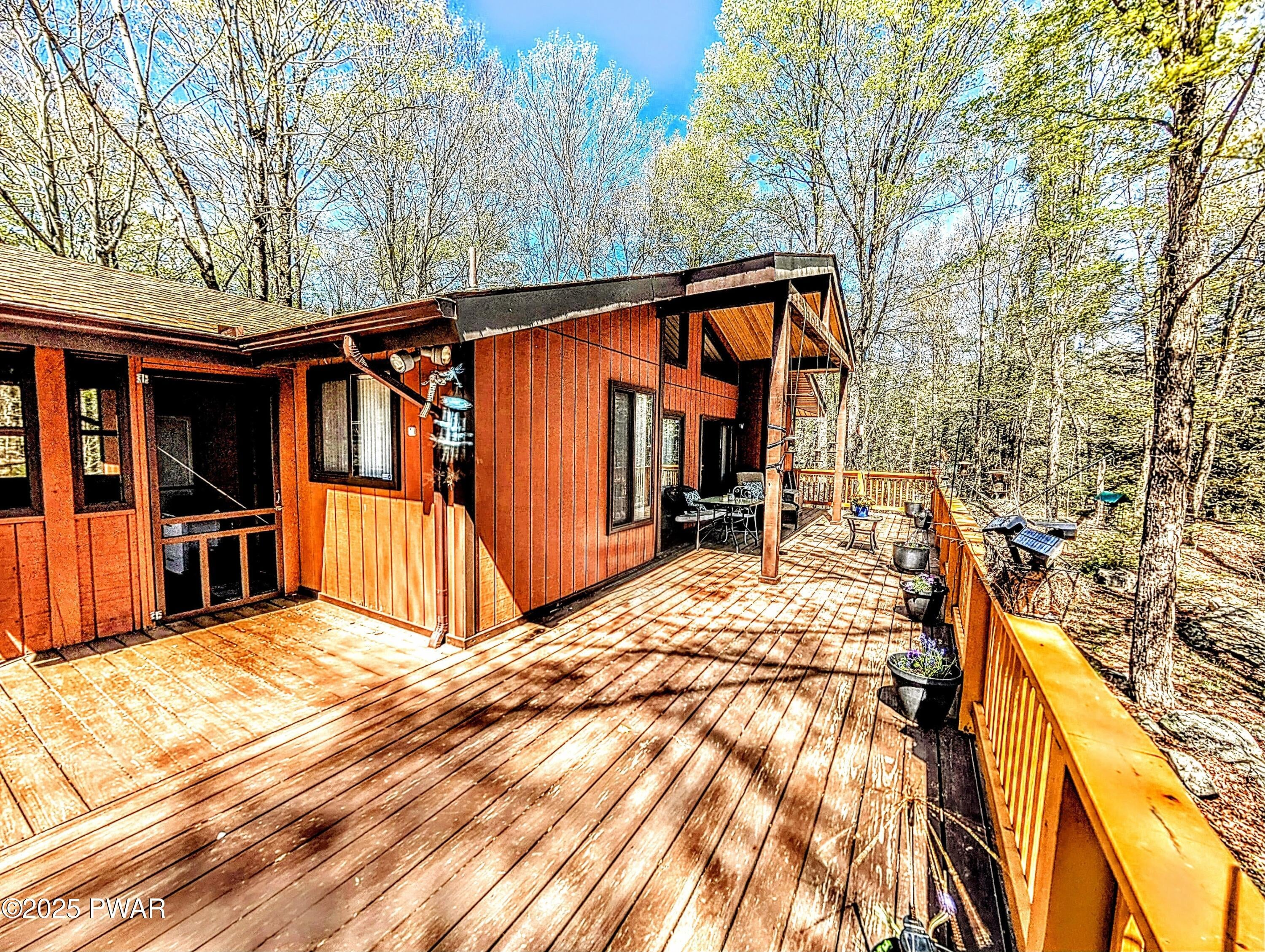 Canadensis, Pennsylvania, 18325, United States, 4 Bedrooms Bedrooms, ,2 BathroomsBathrooms,Residential,For Sale,1983117