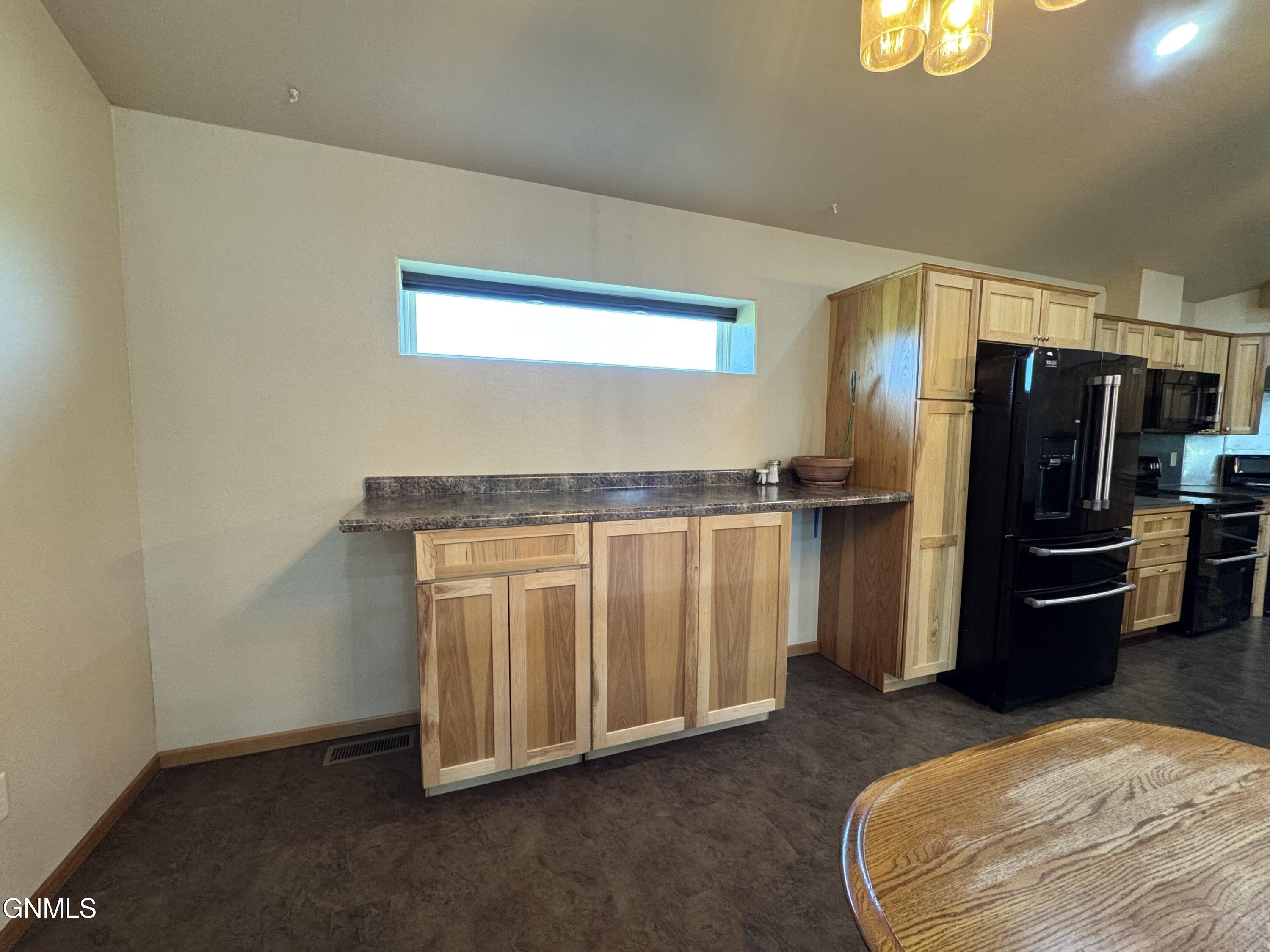 New Salem, North Dakota, 58563, United States, 7 Bedrooms Bedrooms, ,1 BathroomBathrooms,Residential,For Sale,1904775