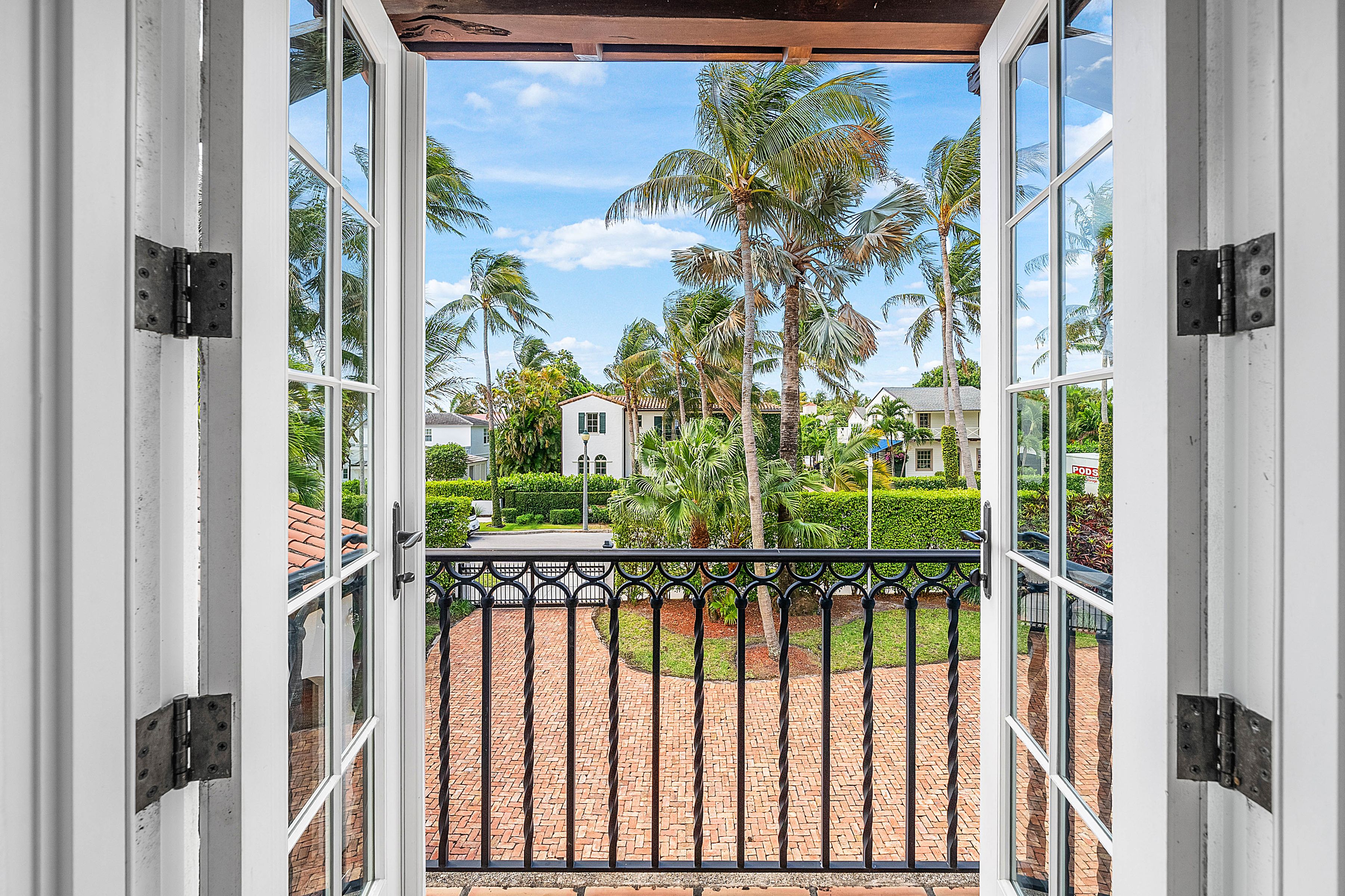  255 Cordova Road - 物件實景