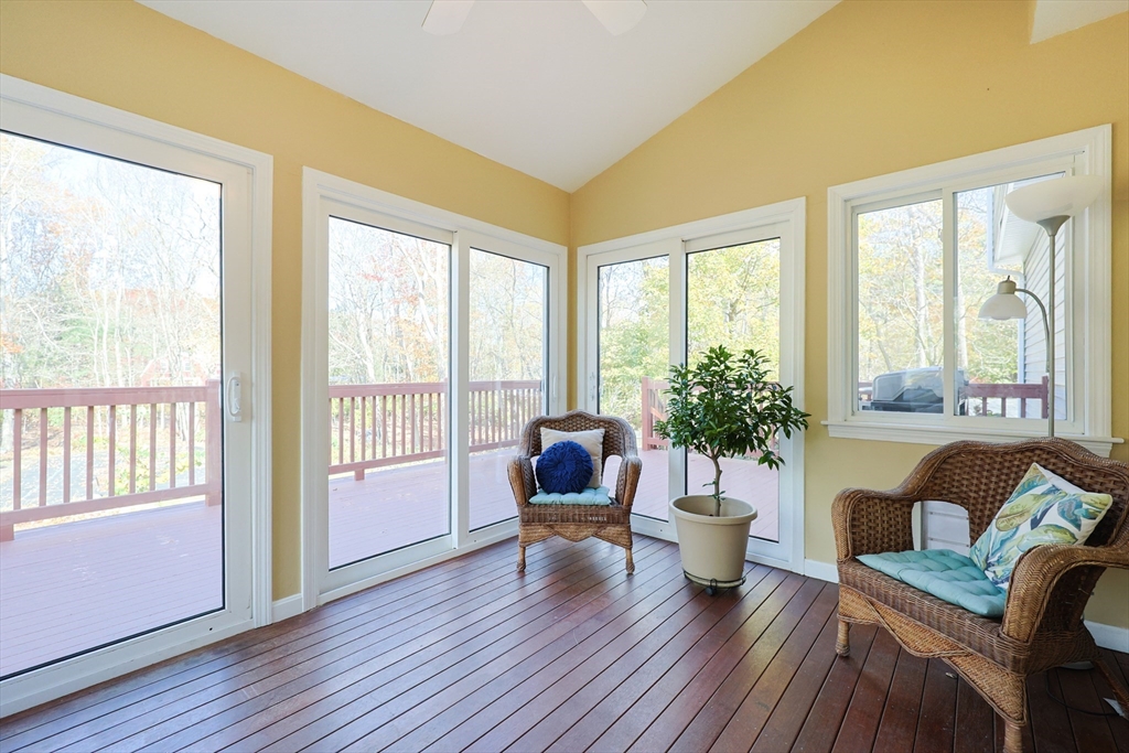 Medway, Massachusetts, 02053, United States, 4 Bedrooms Bedrooms, ,3 BathroomsBathrooms,Residential,For Sale,1991004