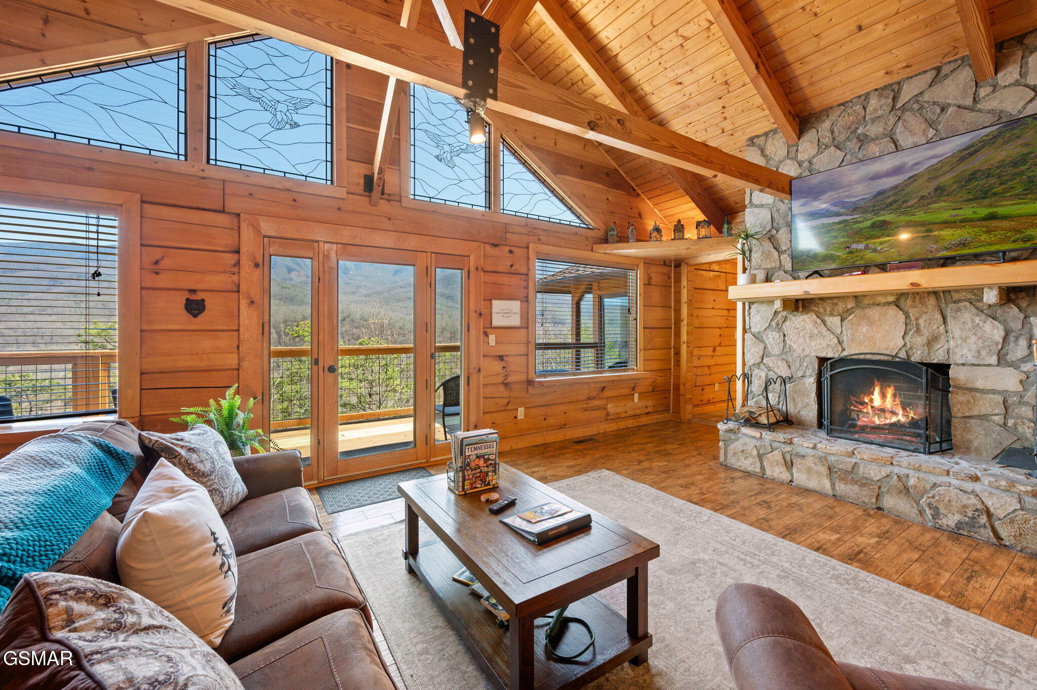 Gatlinburg, Tennessee, 37738, United States, 3 Bedrooms Bedrooms, ,3 BathroomsBathrooms,Residential,For Sale,1977733