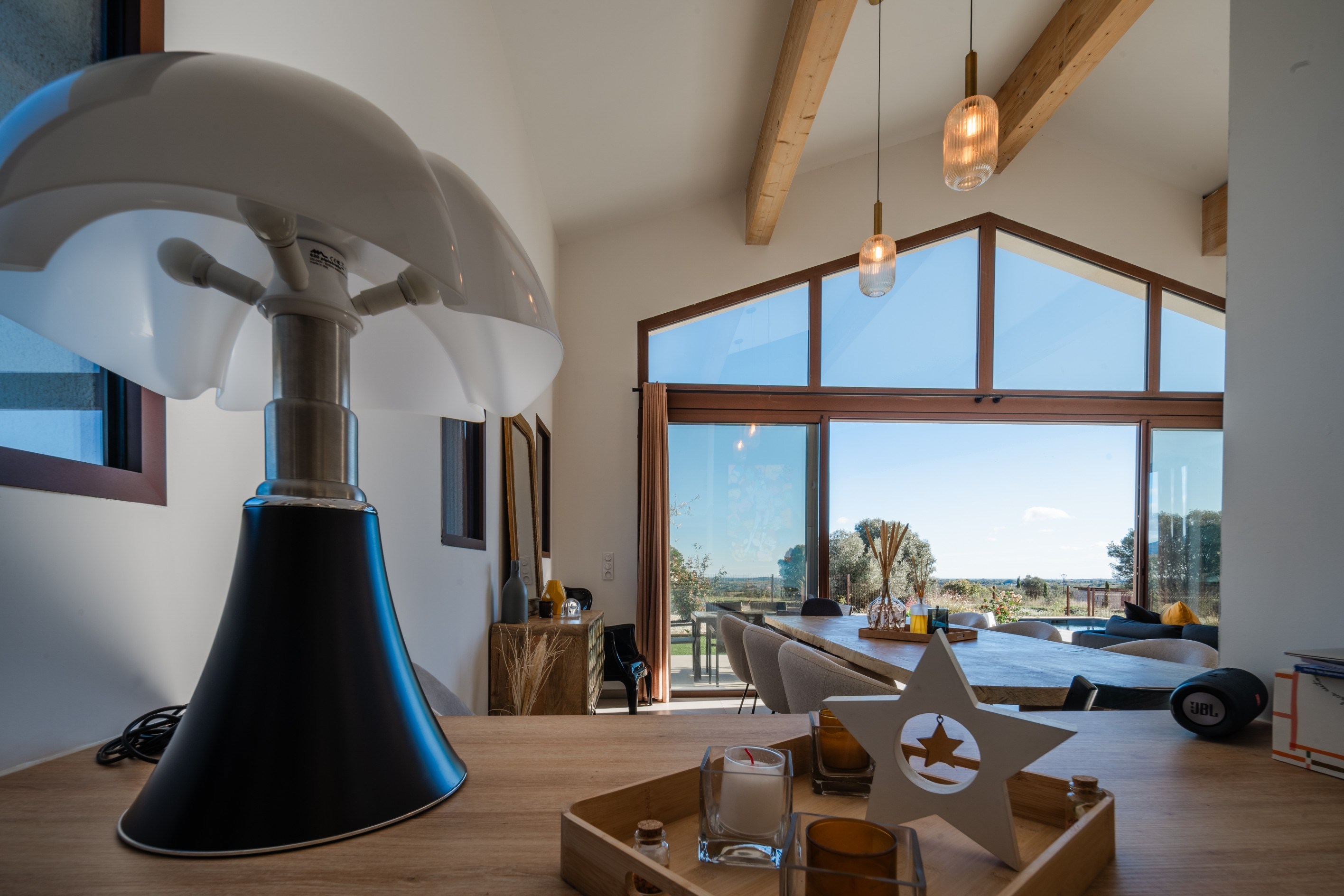  Elegant Contemporary single-storey villa with large garage and pool in a sought… - 物件實景
