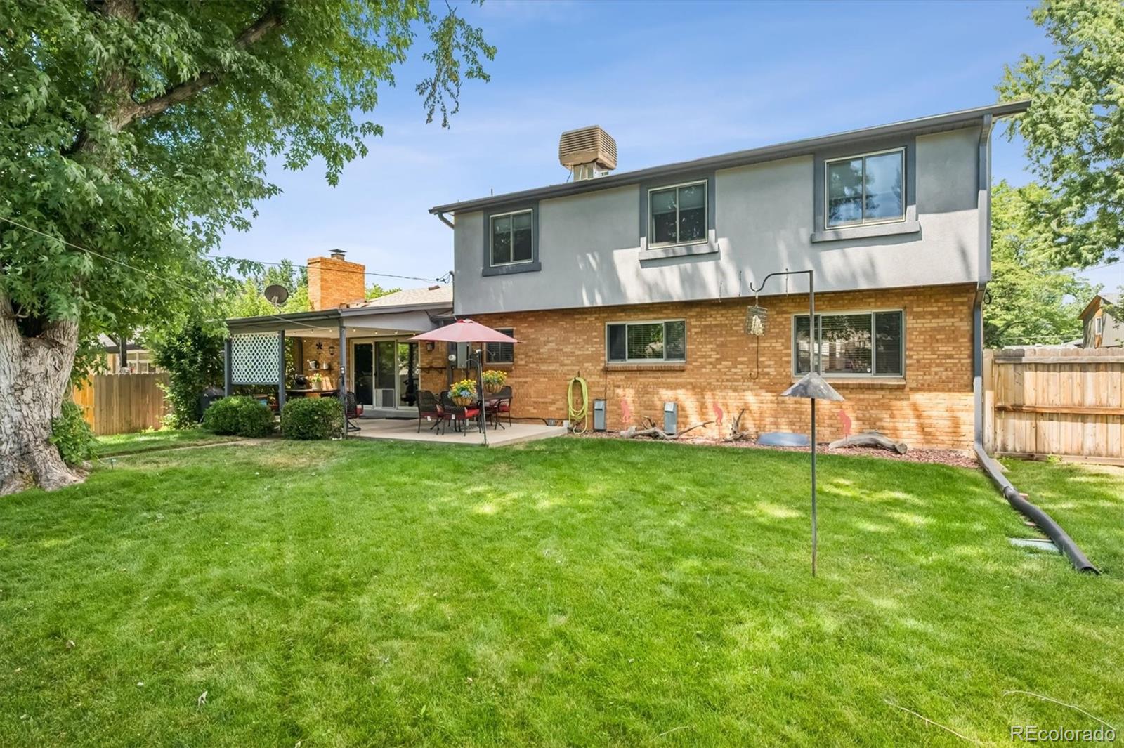 Denver, Colorado, 80227, United States, 5 Bedrooms Bedrooms, ,2 BathroomsBathrooms,Residential,For Sale,1897088