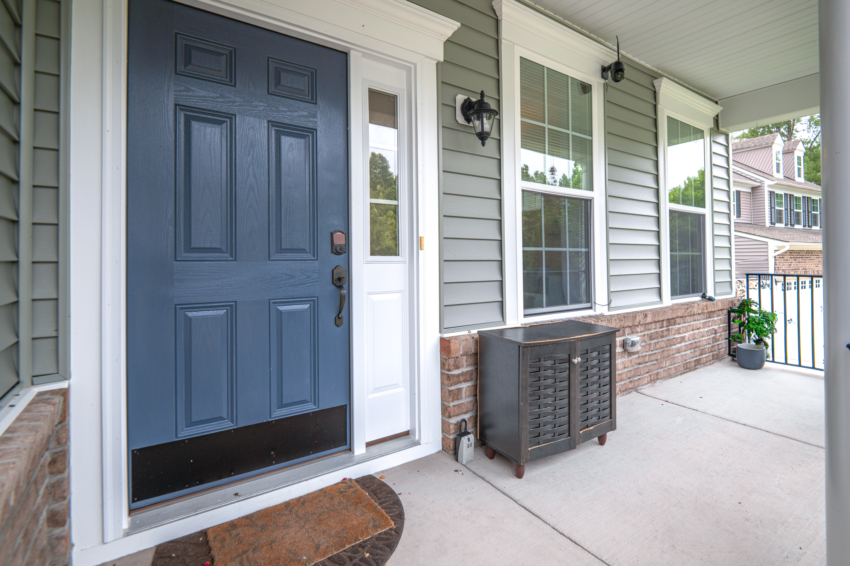 Moseley, Virginia, 23120, United States, 5 Bedrooms Bedrooms, ,3 BathroomsBathrooms,Residential,For Sale,1915307