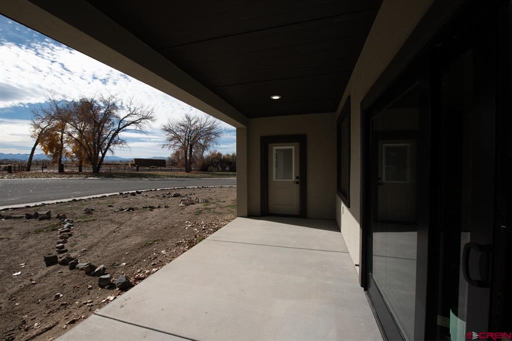 Montrose, Colorado, 81401, United States, 3 Bedrooms Bedrooms, ,2 BathroomsBathrooms,Residential,For Sale,1994283