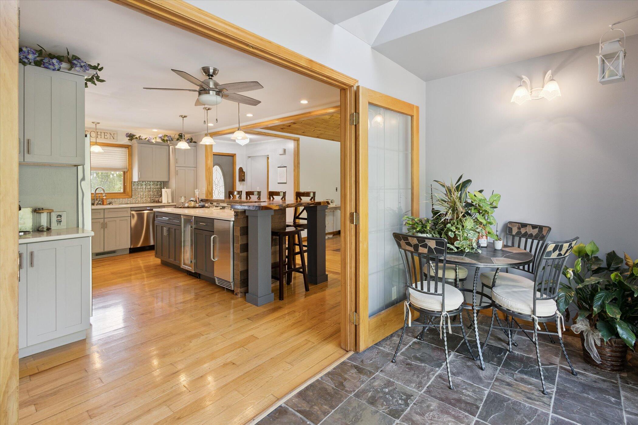 Horton, Michigan, 49246, United States, 5 Bedrooms Bedrooms, ,4 BathroomsBathrooms,Residential,For Sale,1940330