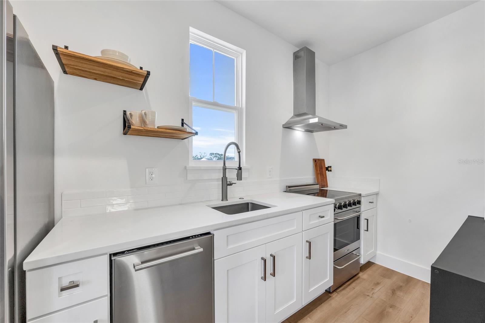 WINTER GARDEN, Florida, 34787, United States, 4 Bedrooms Bedrooms, ,4 BathroomsBathrooms,Residential,For Sale,2014519