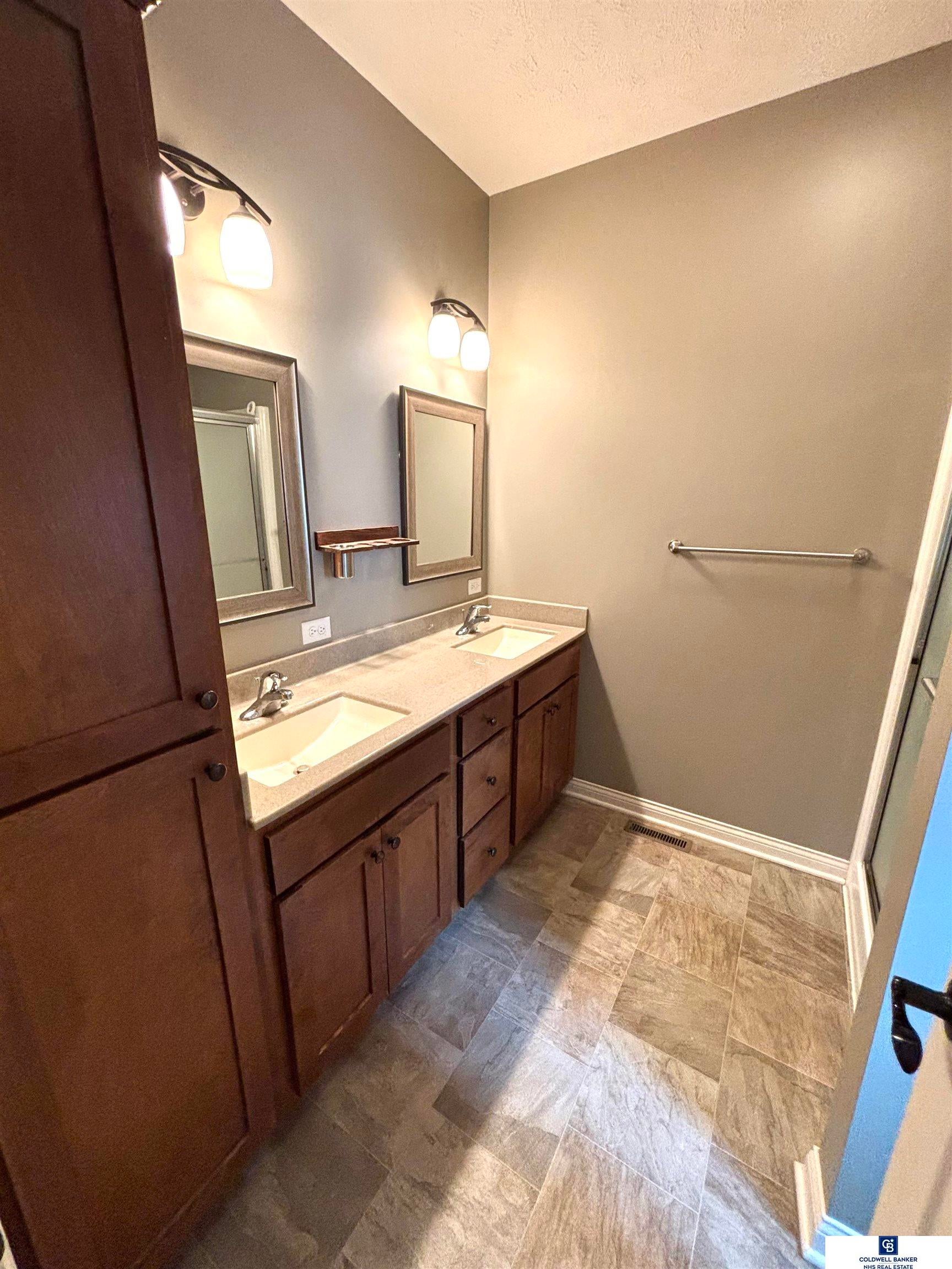 Seward, Nebraska, 68434, United States, 5 Bedrooms Bedrooms, ,1 BathroomBathrooms,Residential,For Sale,1847585
