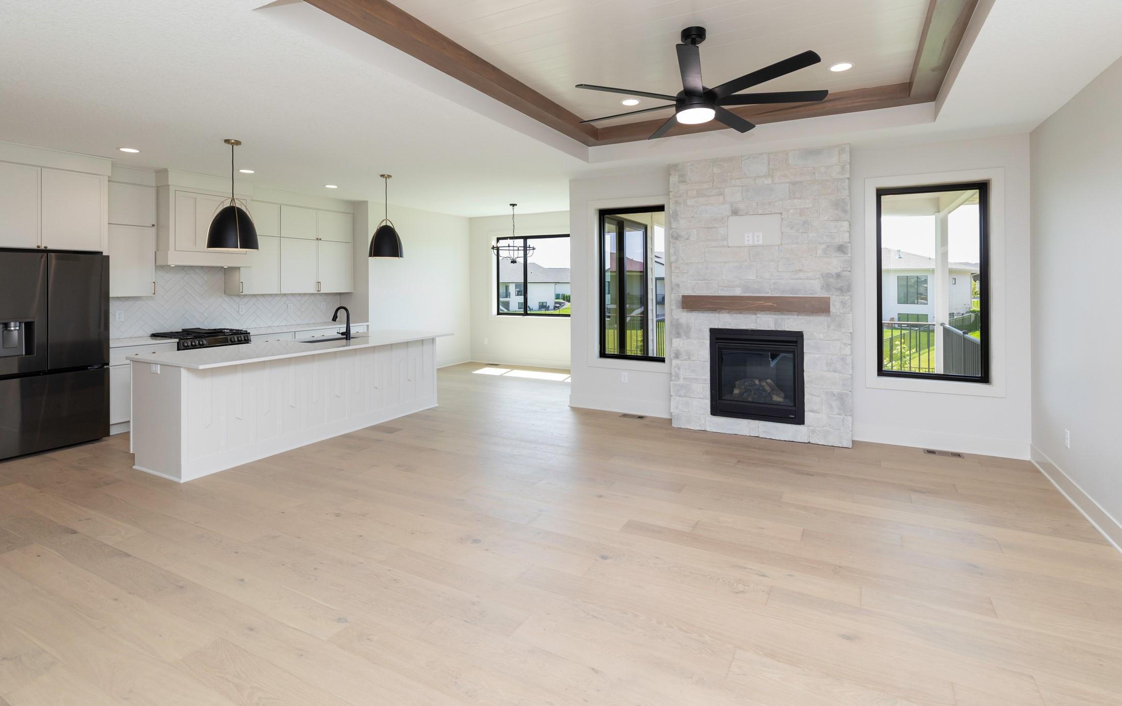 Clive, Iowa, 50325, United States, 5 Bedrooms Bedrooms, ,3 BathroomsBathrooms,Residential,For Sale,1910418