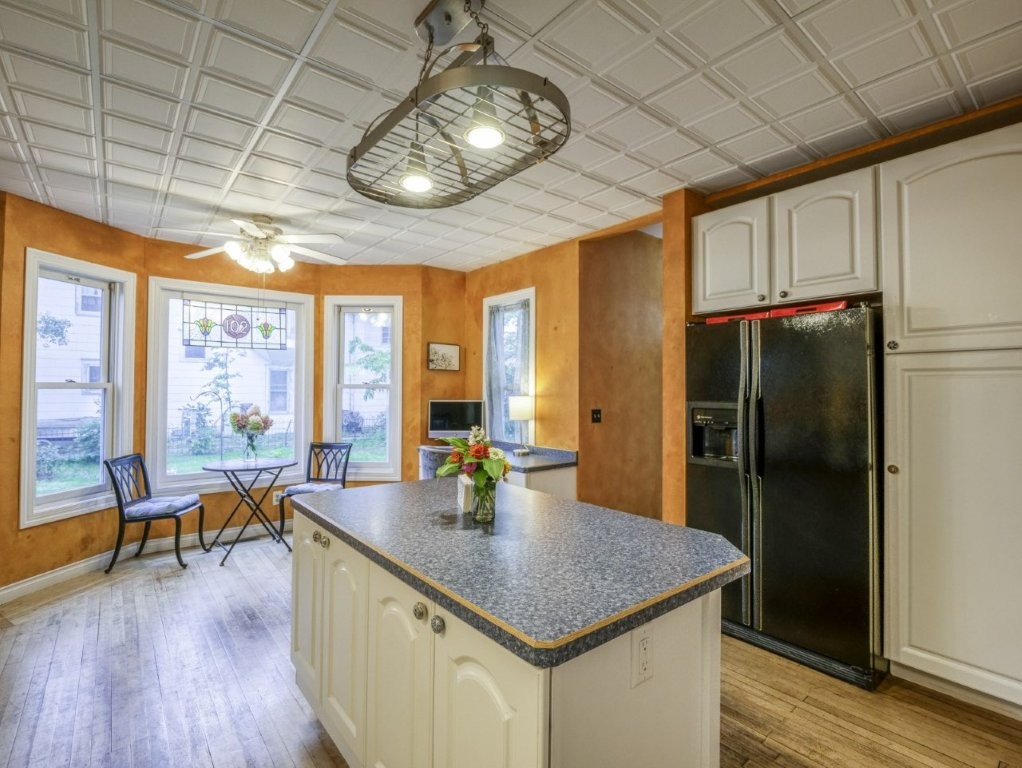 Bemidji, Minnesota, 56601, United States, 6 Bedrooms Bedrooms, ,2 BathroomsBathrooms,Residential,For Sale,2000102