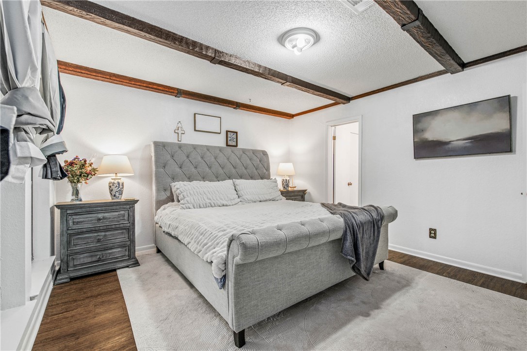 Bryan, Texas, 77802, United States, 3 Bedrooms Bedrooms, ,2 BathroomsBathrooms,Residential,For Sale,1975347