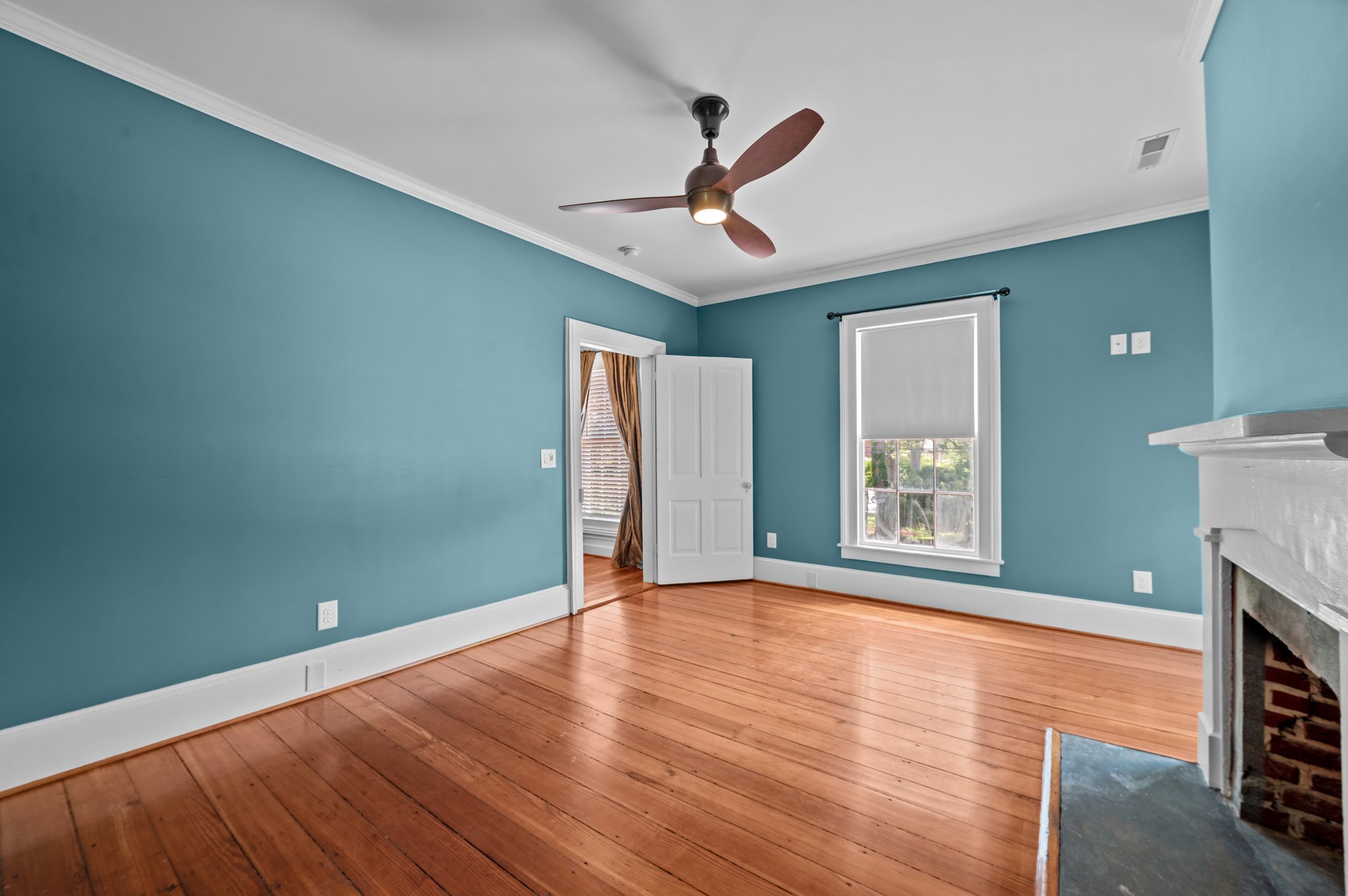 Washington, North Carolina, 27889, United States, 5 Bedrooms Bedrooms, ,3 BathroomsBathrooms,Residential,For Sale,1869236