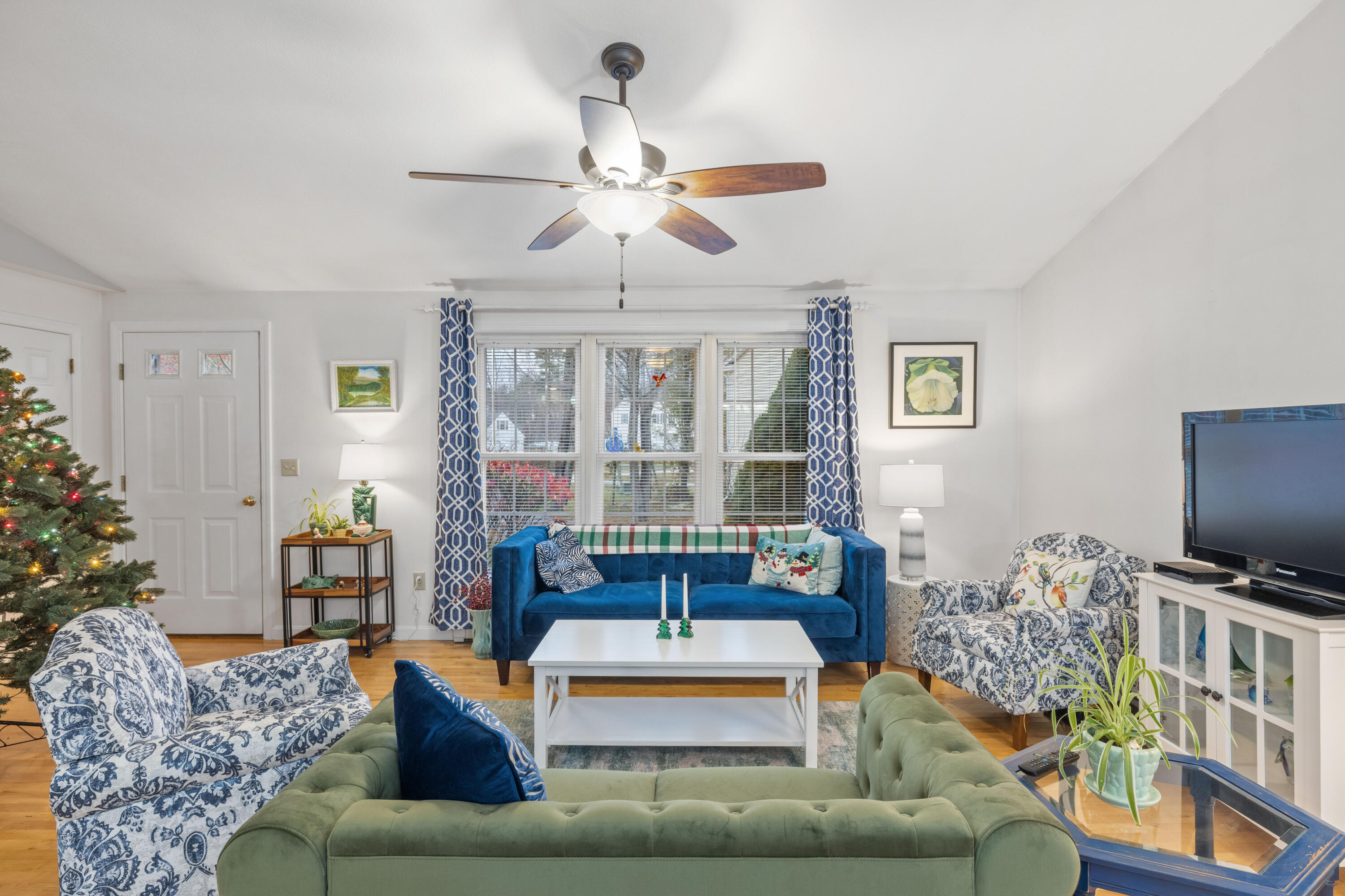 Saco, Maine, 04072, United States, 4 Bedrooms Bedrooms, ,2 BathroomsBathrooms,Residential,For Sale,1991501