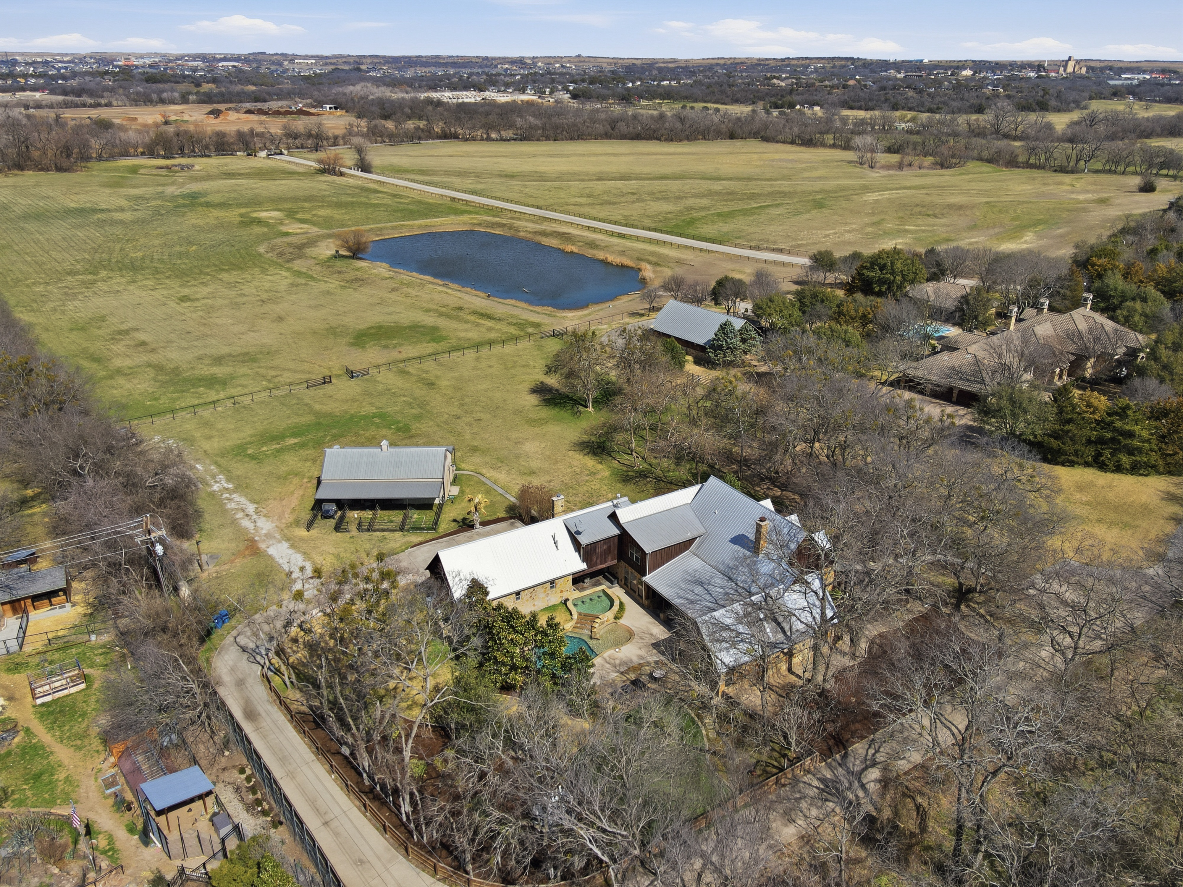  129 Trinity Bluffs, Aledo, TX, 76008 - 物件實景