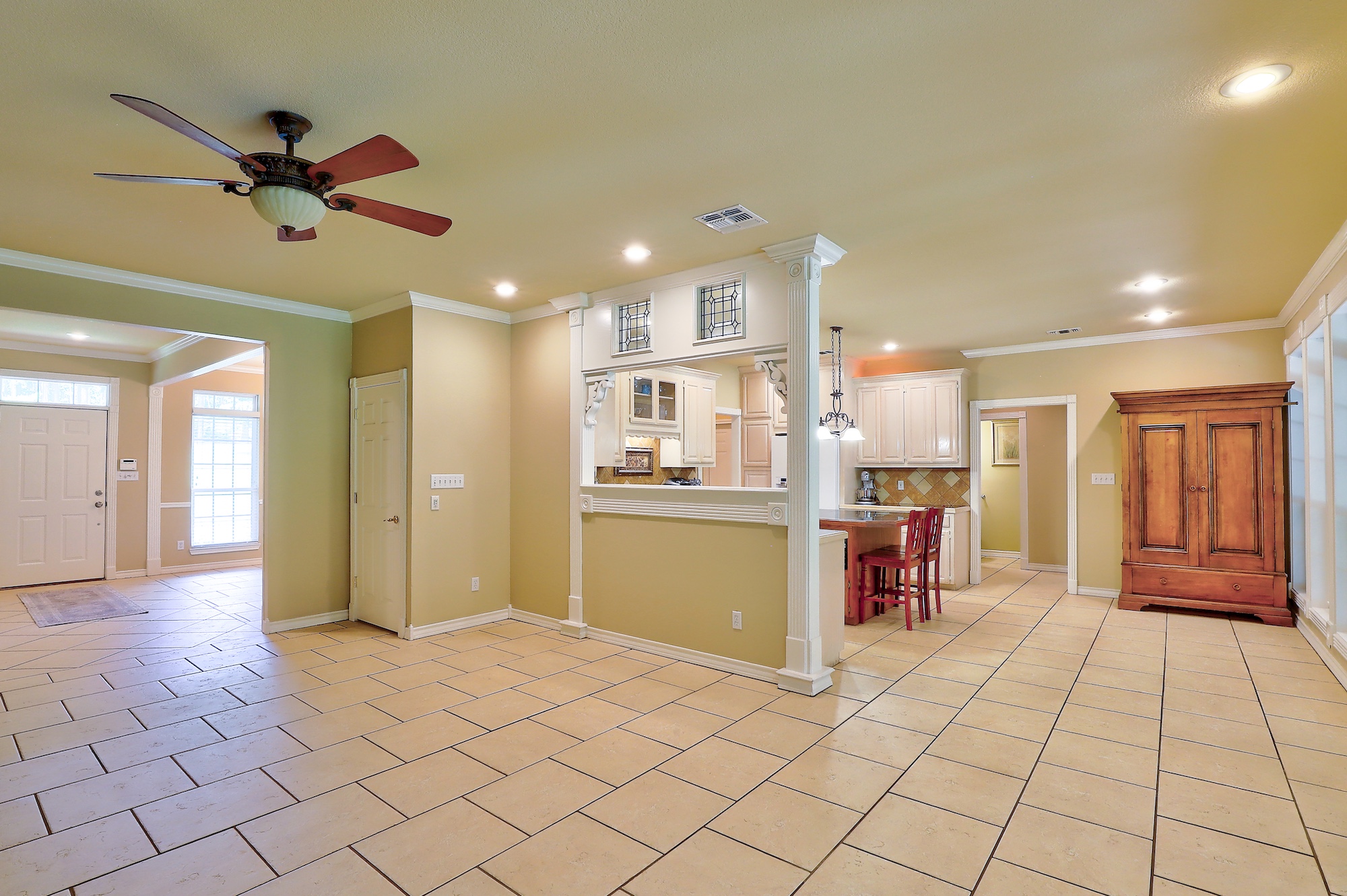 Texarkana, Texas, 75503, United States, 3 Bedrooms Bedrooms, ,4 BathroomsBathrooms,Residential,For Sale,1841636