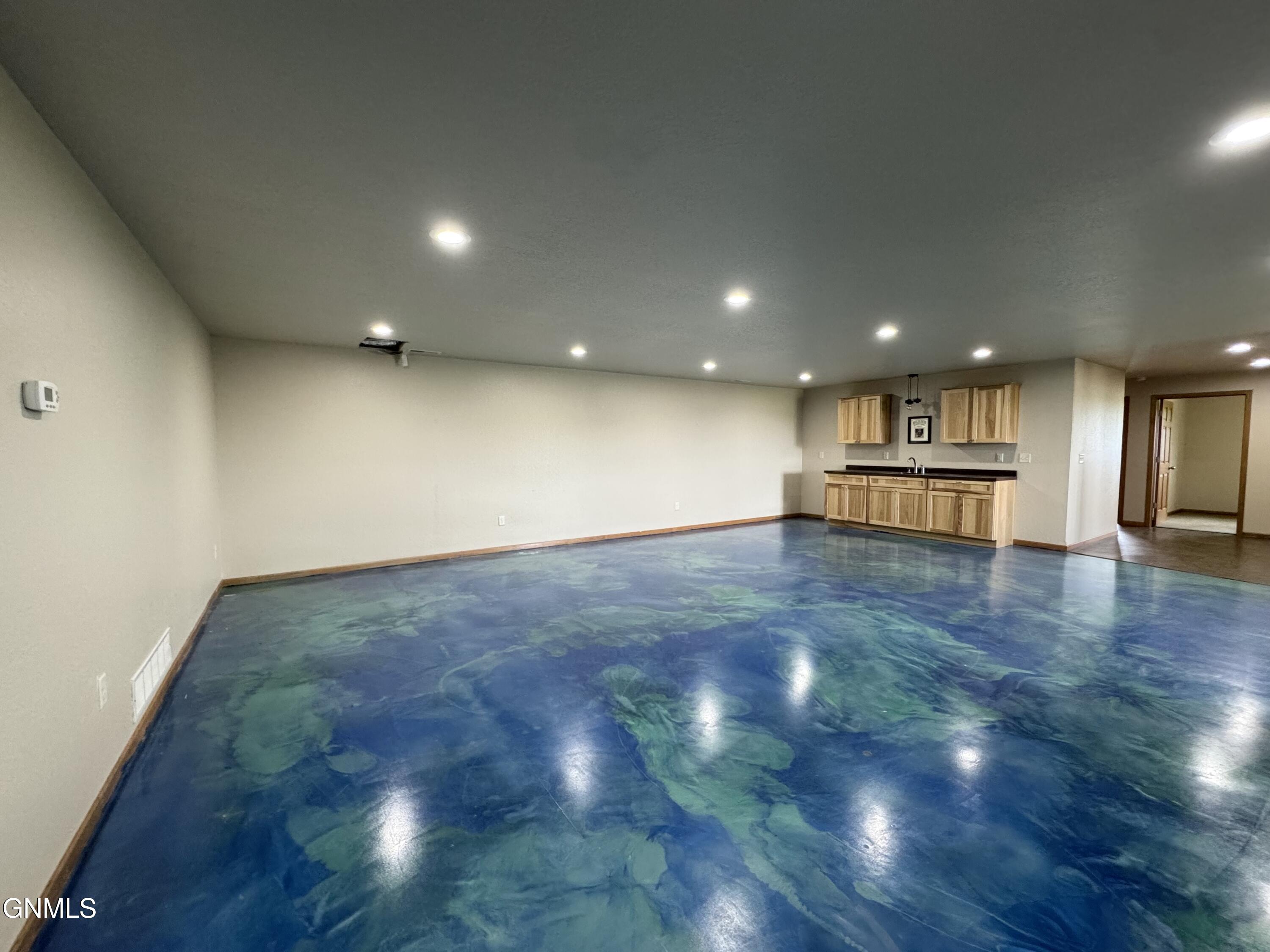 New Salem, North Dakota, 58563, United States, 7 Bedrooms Bedrooms, ,1 BathroomBathrooms,Residential,For Sale,1904775